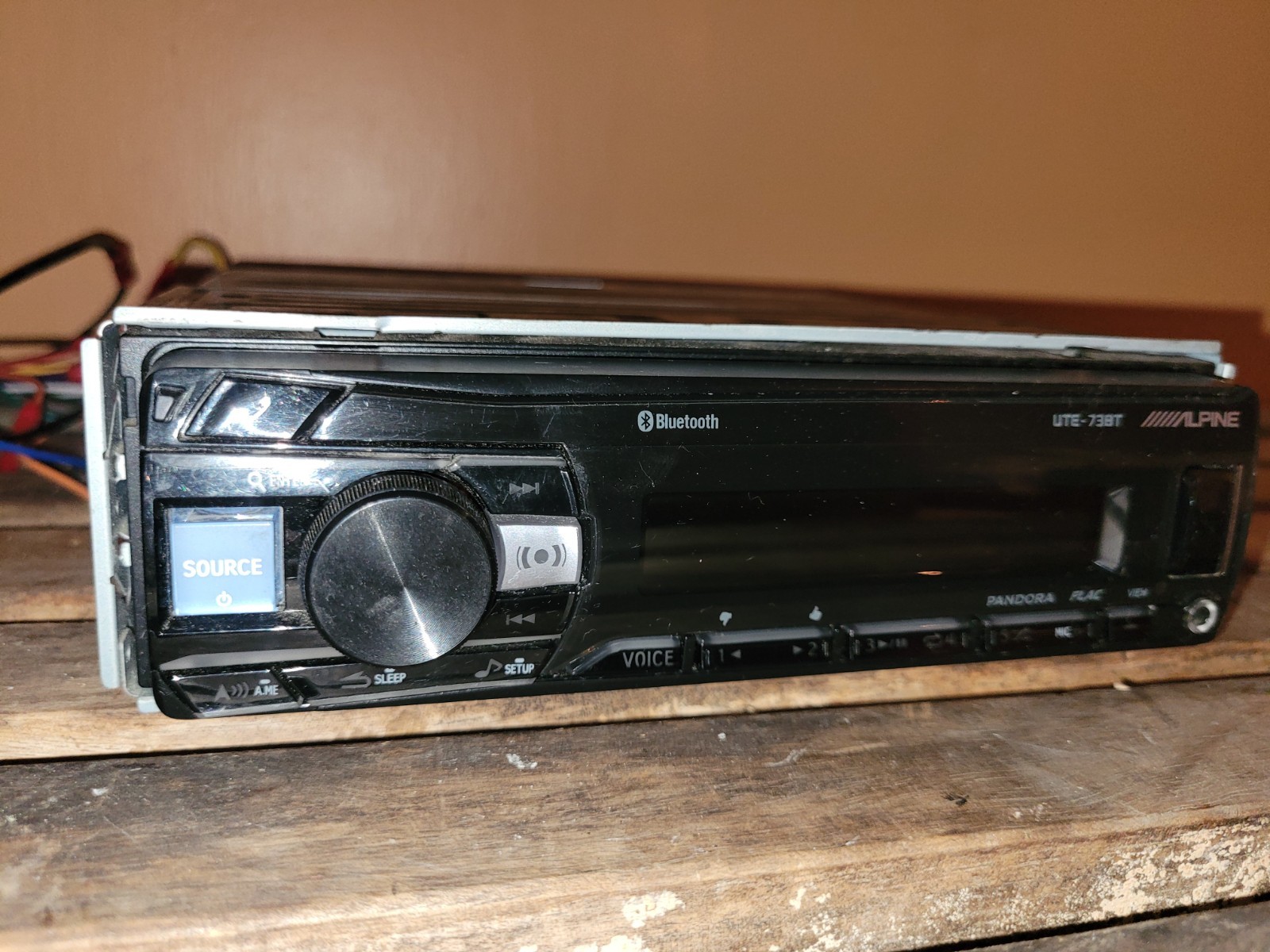 Alpine UTE-73BT Car Digital Media Audio Stereo Bluetooth Single-DIN USB Player