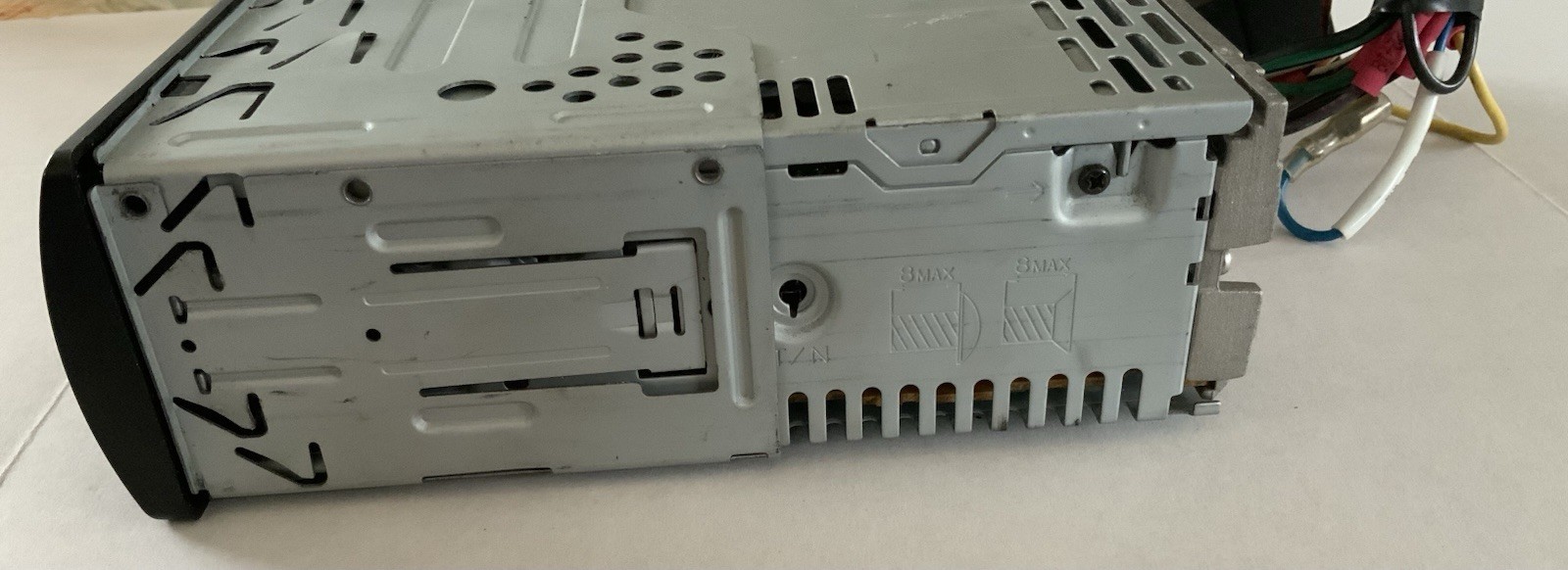 Sony CDX-GT11W Indash FM/AM Radio CD Player Untested, Parts