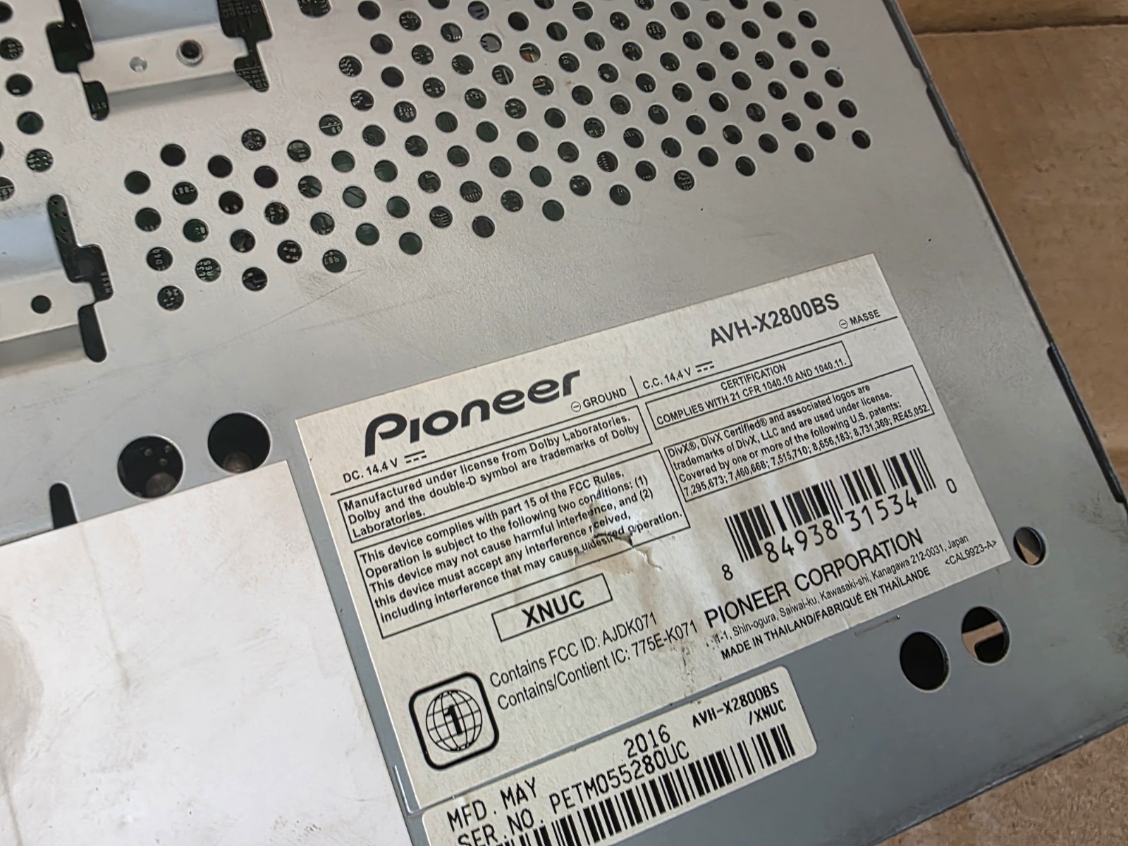 Pioneer AVH-X2800BS In-Dash DVD, Sirius XM ready, AUX, and USB
