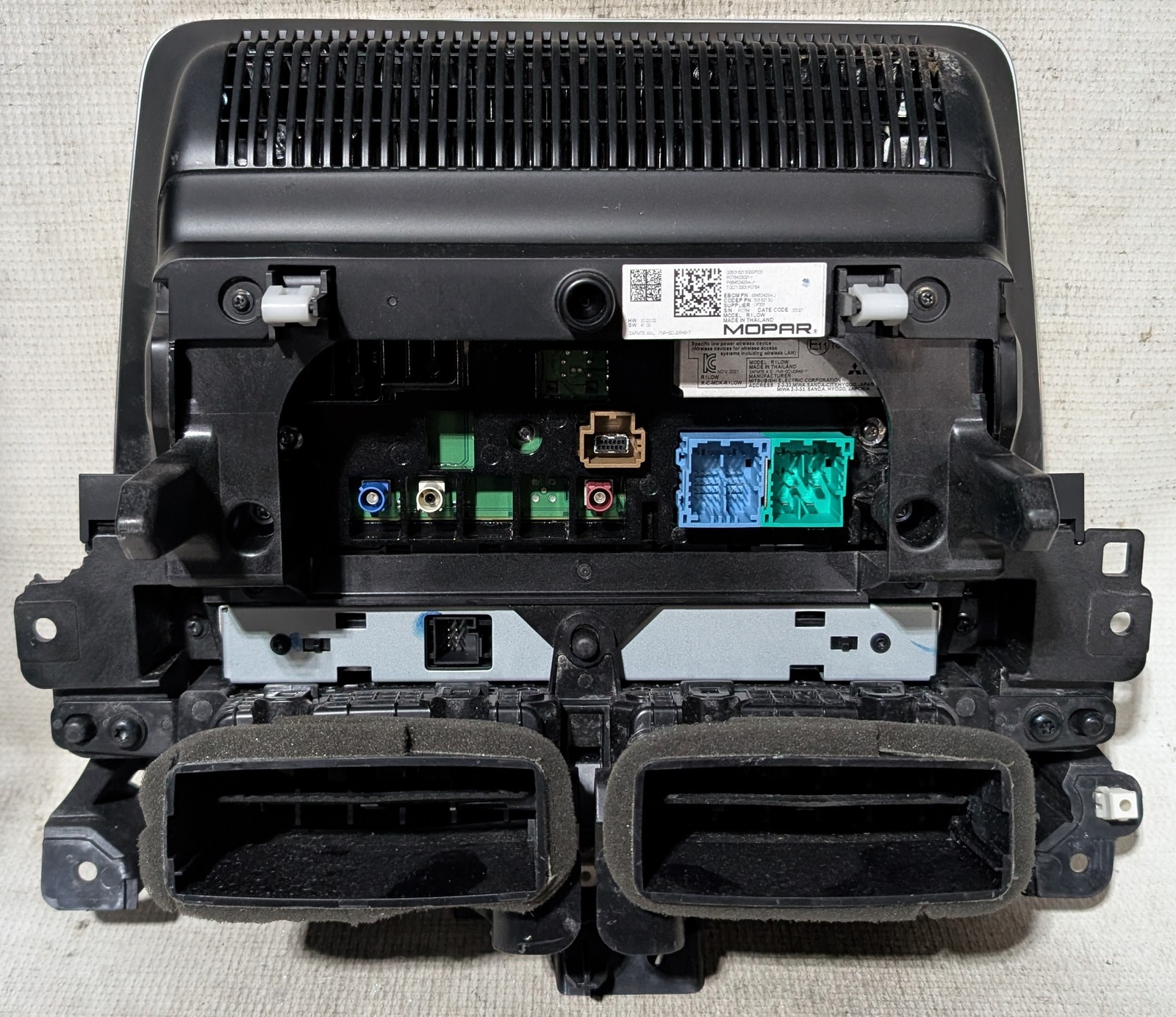 Jeep Compass 2022 2023 2024 2025 Factory 8.4″ Bluetooth Media Radio 68453429AJ
