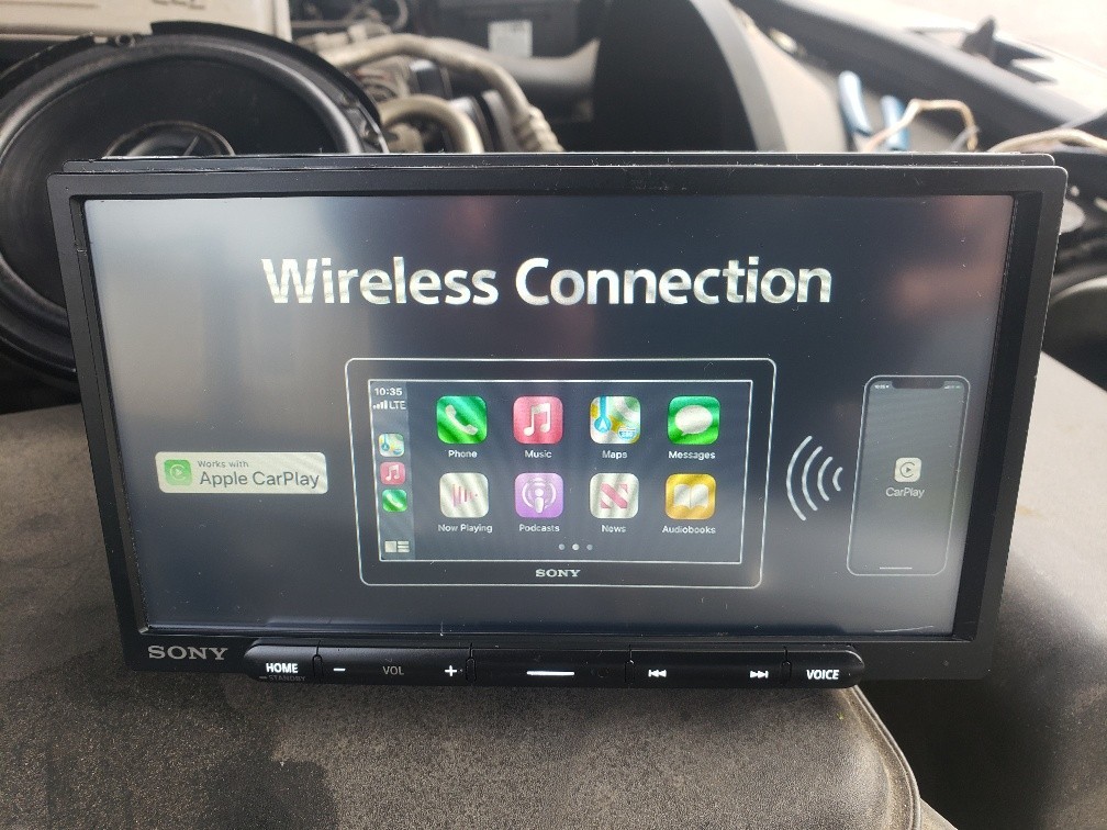 SONY 6.95″ DIGITAL BLUETOOTH MULTIMEDIA RECEIVER XAV-AX4000 CARPLAY/ANDROID