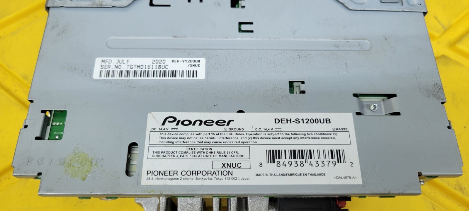 Pioneer DEH-S1200UB CD Receiver Head Unit
