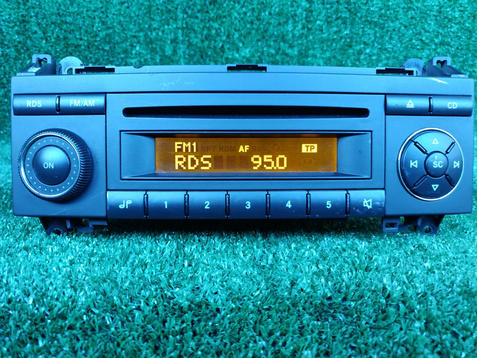 Mercedes Benz Original Car Radio Audio 5 Be9012 A1698200886 Oem Part