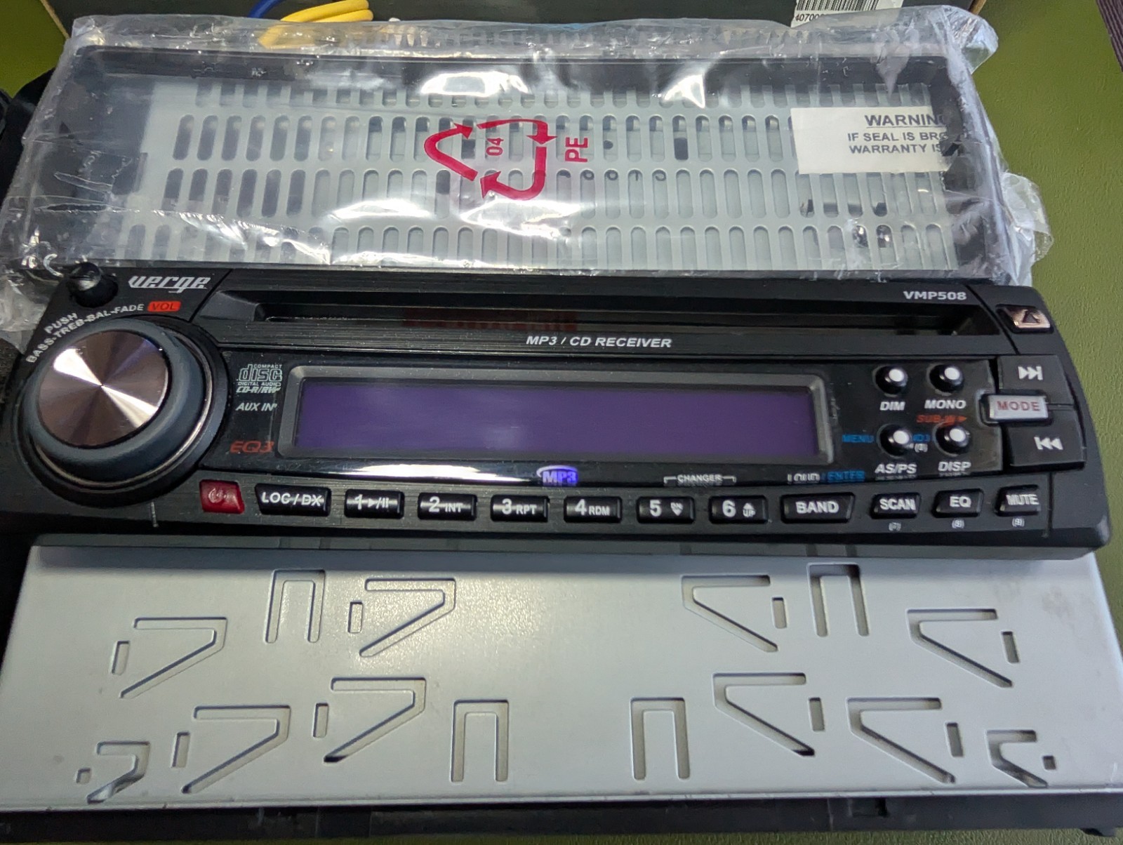 Verge VMP508 1 DIN AM/FM CD MP3 Car Receiver Detachable Face AUX Input