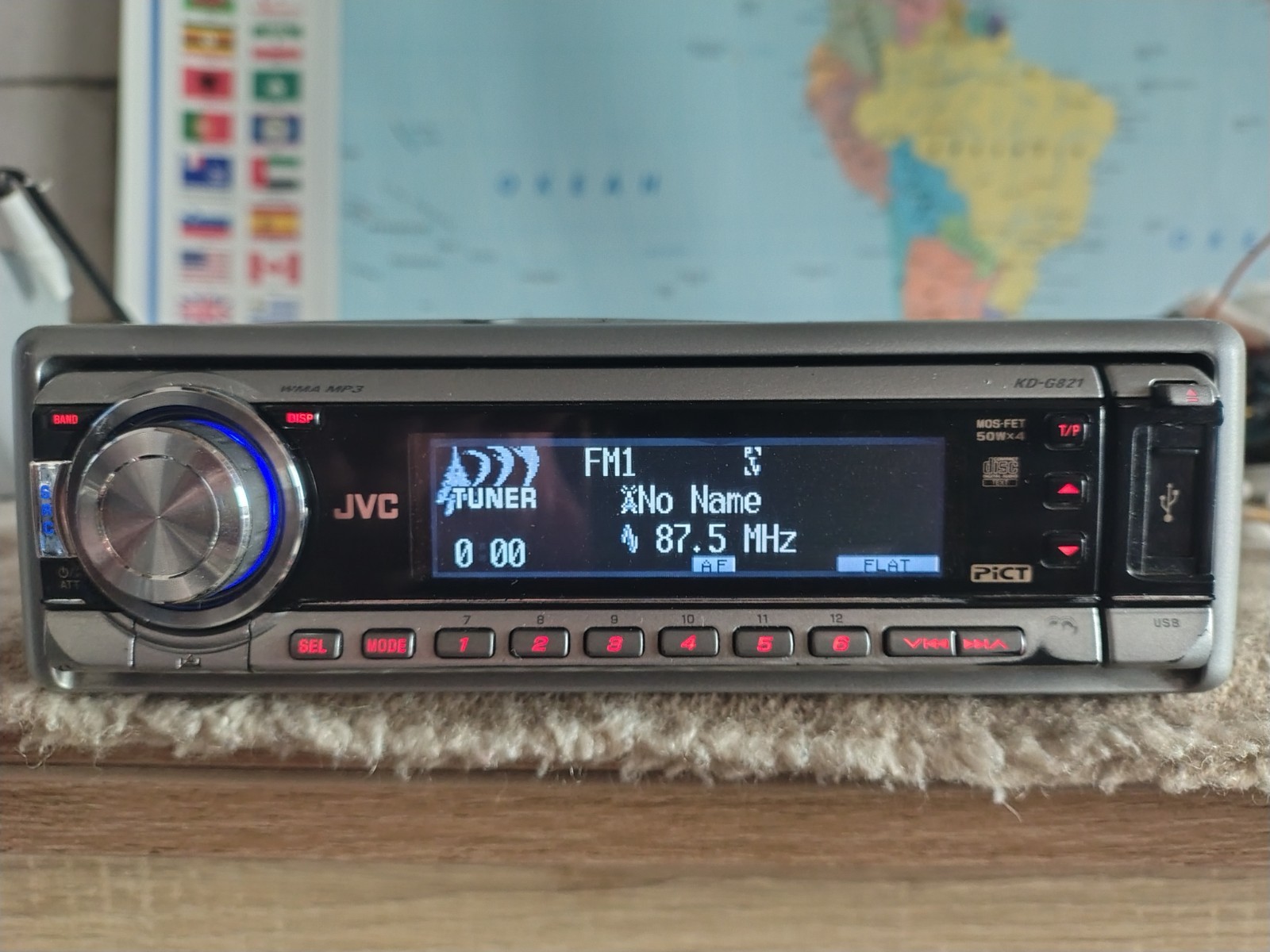 JVC KD-G821 Car Radio Stereo Mobile Media Station Fully Working Great Shape