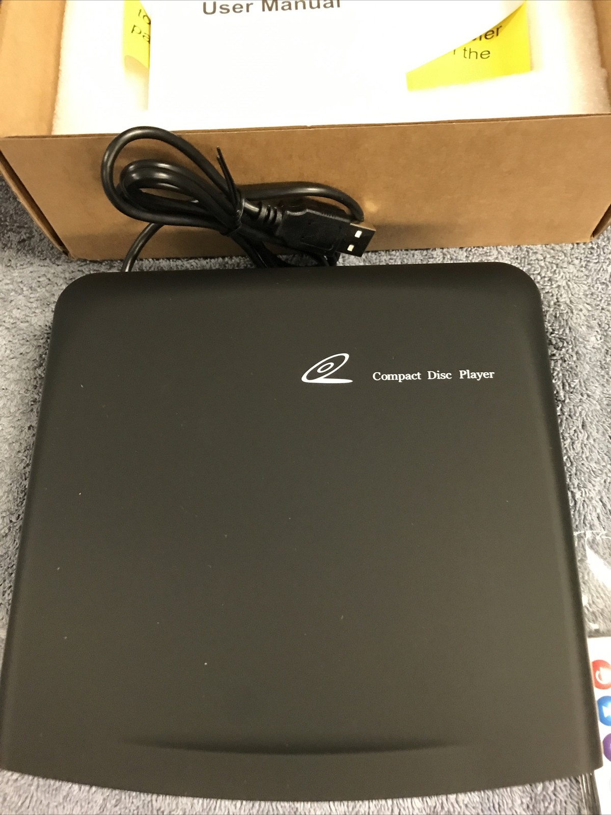 Lehwey Portable External Universal Car CD Player USB AUX – Black