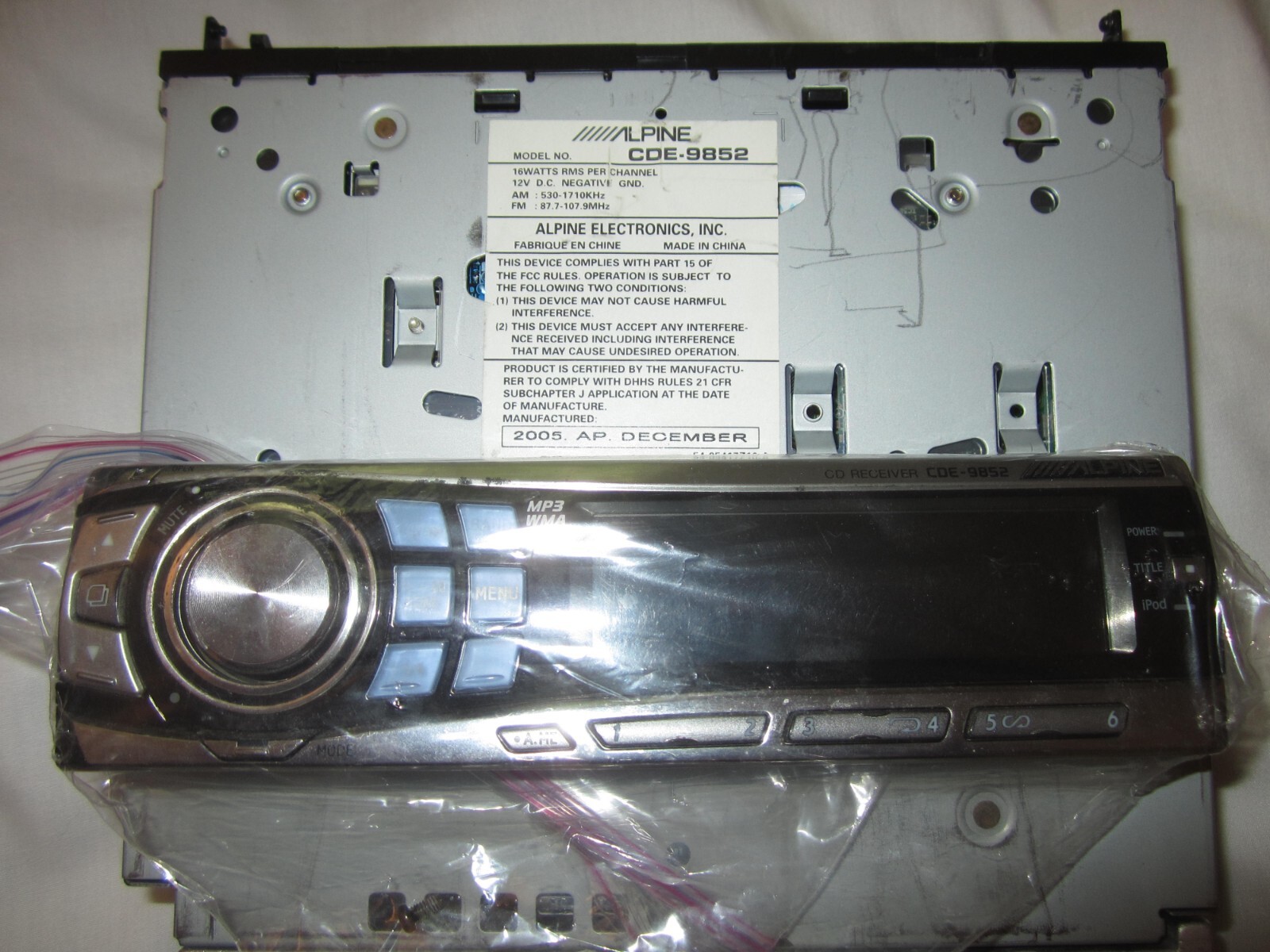 Alpine CDE-9852 Head Unit CD Player MP3 WMA Playback Used W iPod Adapter