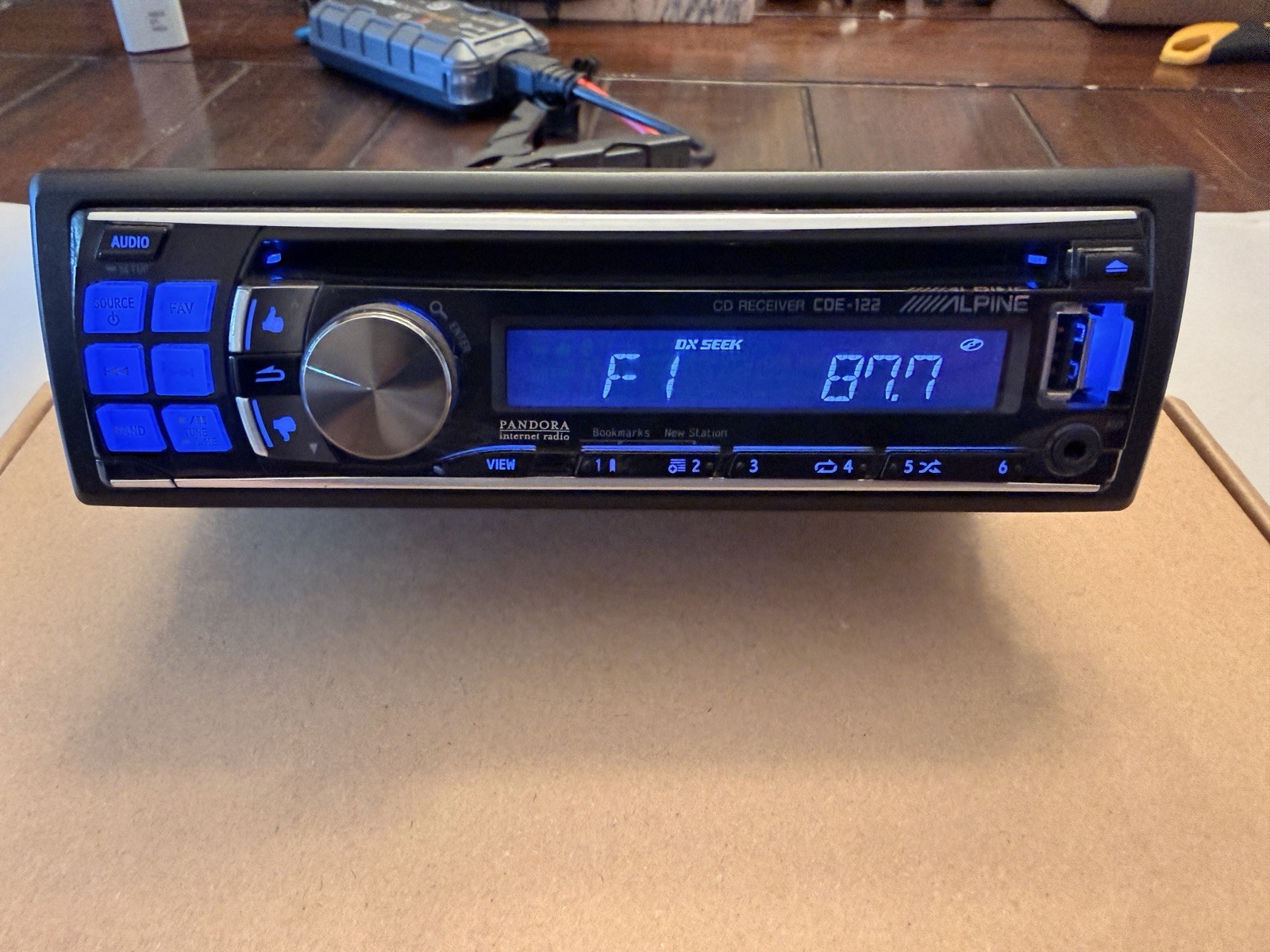 Alpine CDE-122 Single Din Car Stereo With CD Player AUX USB (No Bluetooth)
