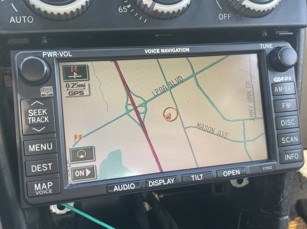 Lexus E7002 2 DIN Voice Navigation Touchscreen AM-SAT CD GPS Car Radio