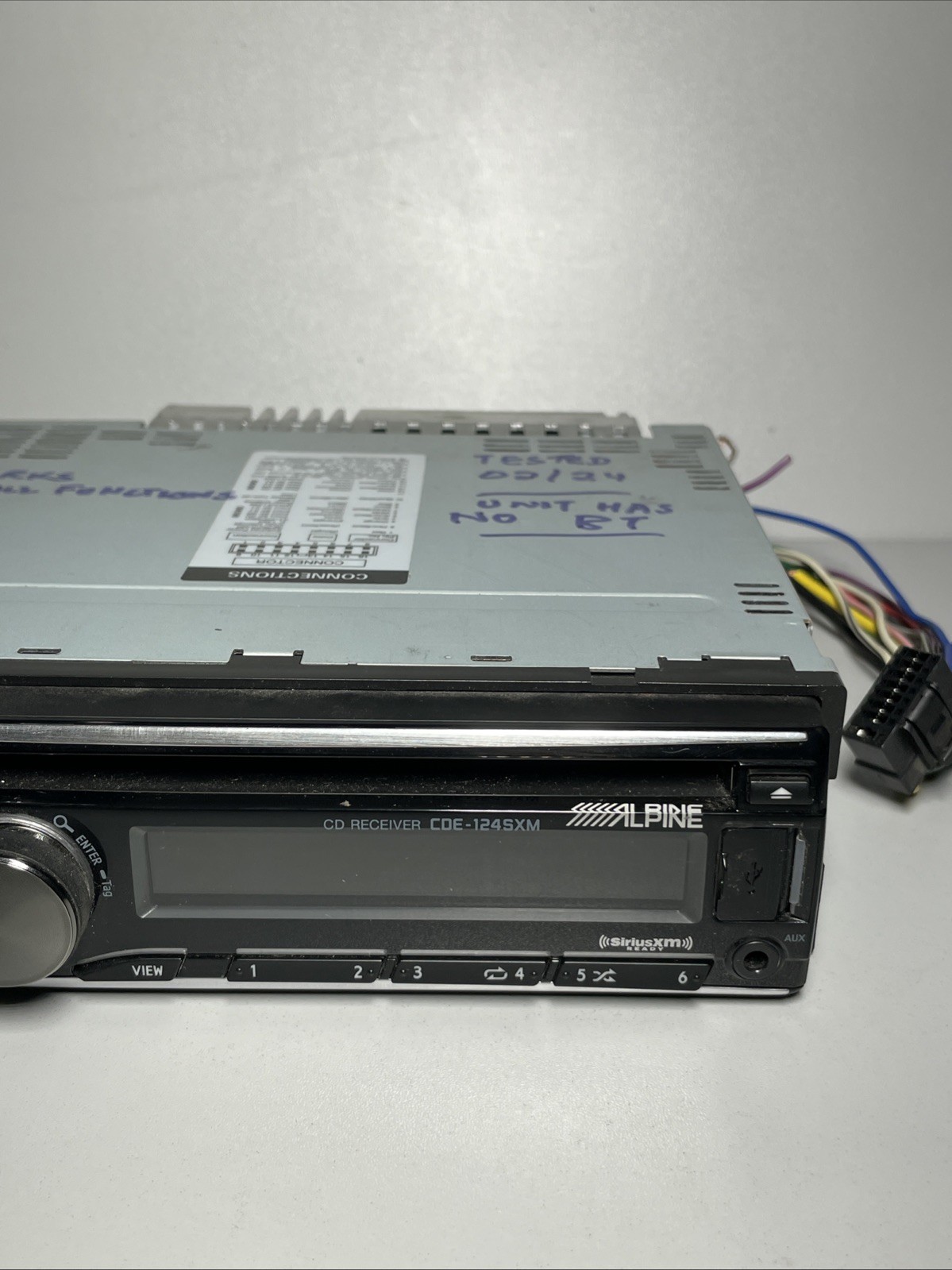 Alpine CDE-124SXM MP3/CD In Dash Receiver 50Wx4 USB XM Pandora