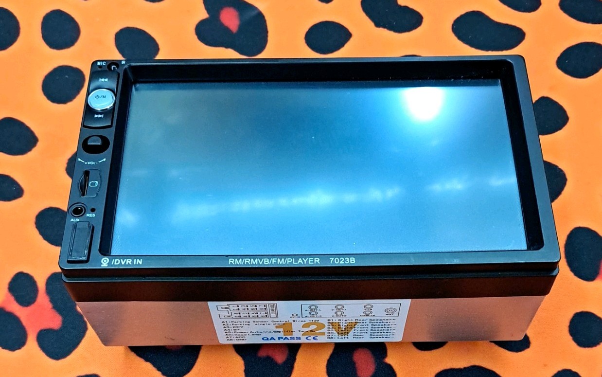 1080P Full HD 7″ 7023B Car Stereo As Is (New Without Cords)