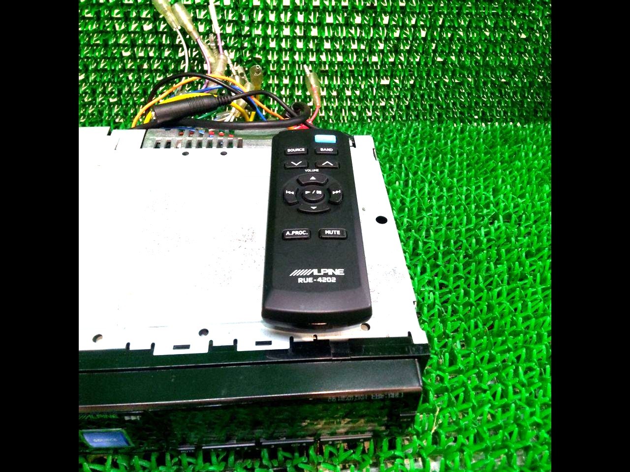 ALPINE CDE-145J Single DIN Car Stereo Receiver Tested Working USB CD w/ Remote