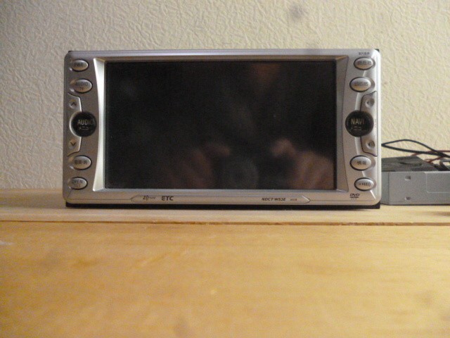 TOYOTA genuine car navigation audio 08545-00H70 with wiring.