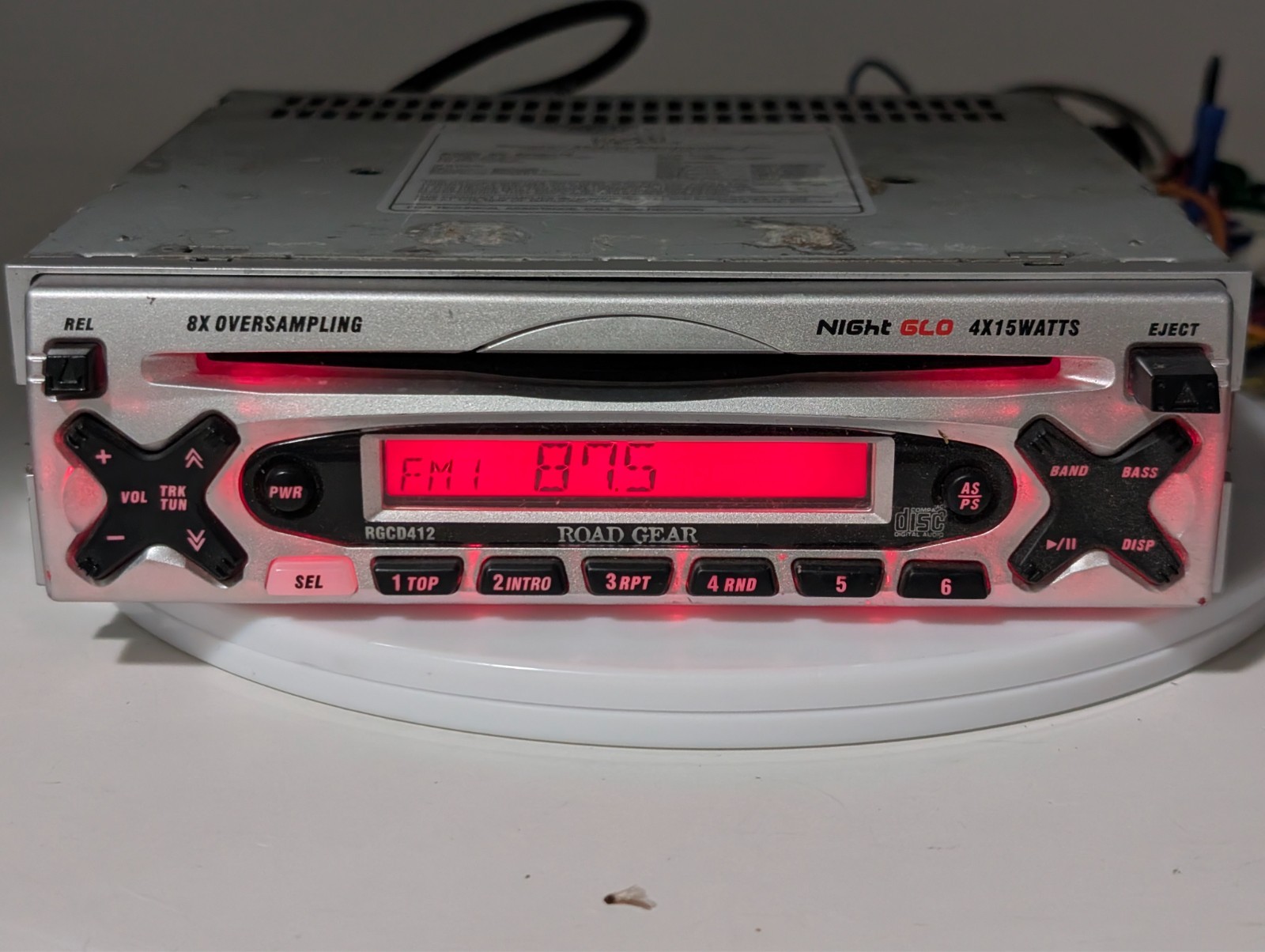 Road Gear NightGlo 60 Watt AM/FM Car Stereo Receiver Model RGCD412 TESTED READ