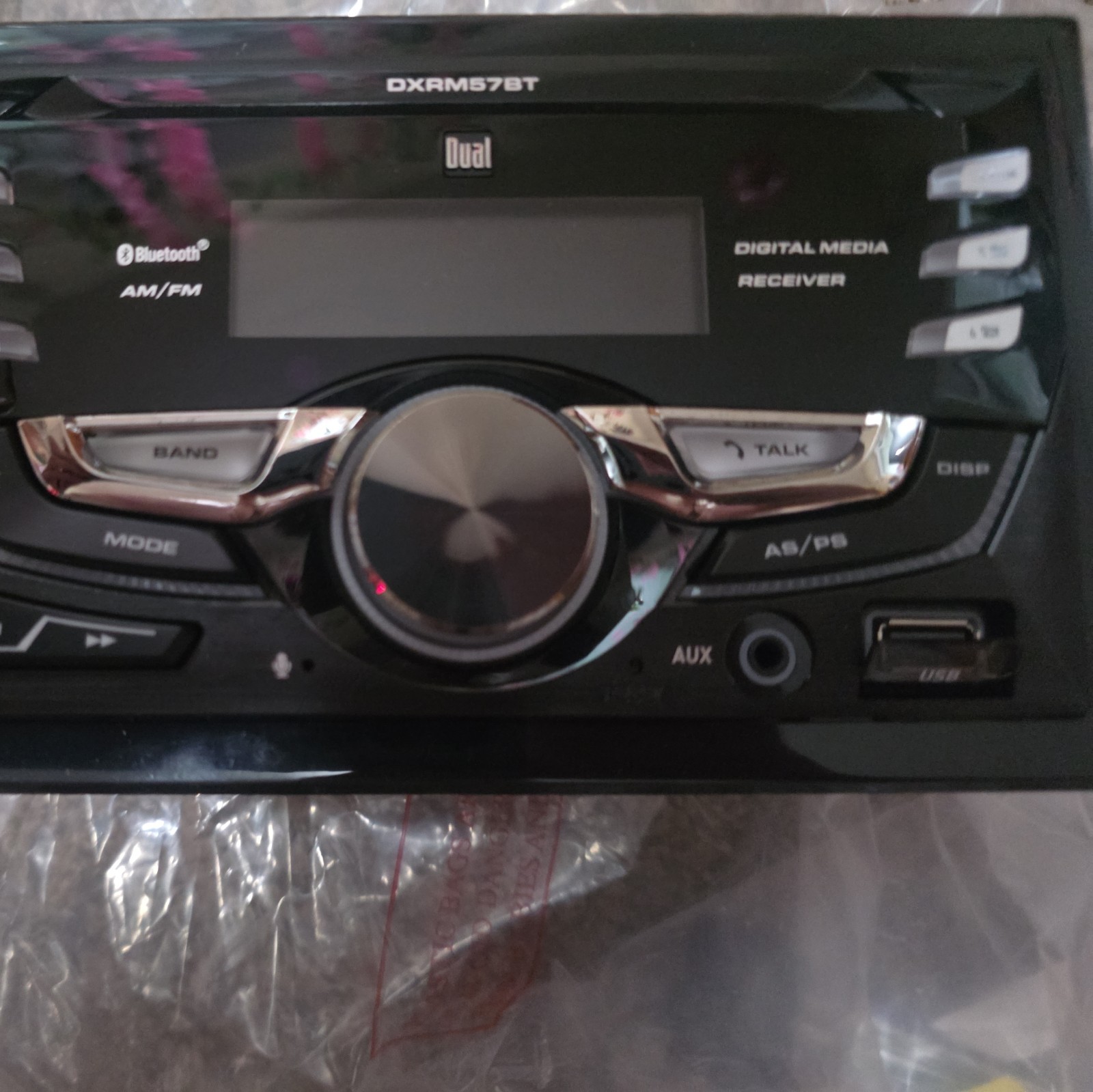 (1) DUAL ELECTRONICS DXRM57BT CAR STEREO 2-DIN BLUETOOTH AUX AM/FM RADIO