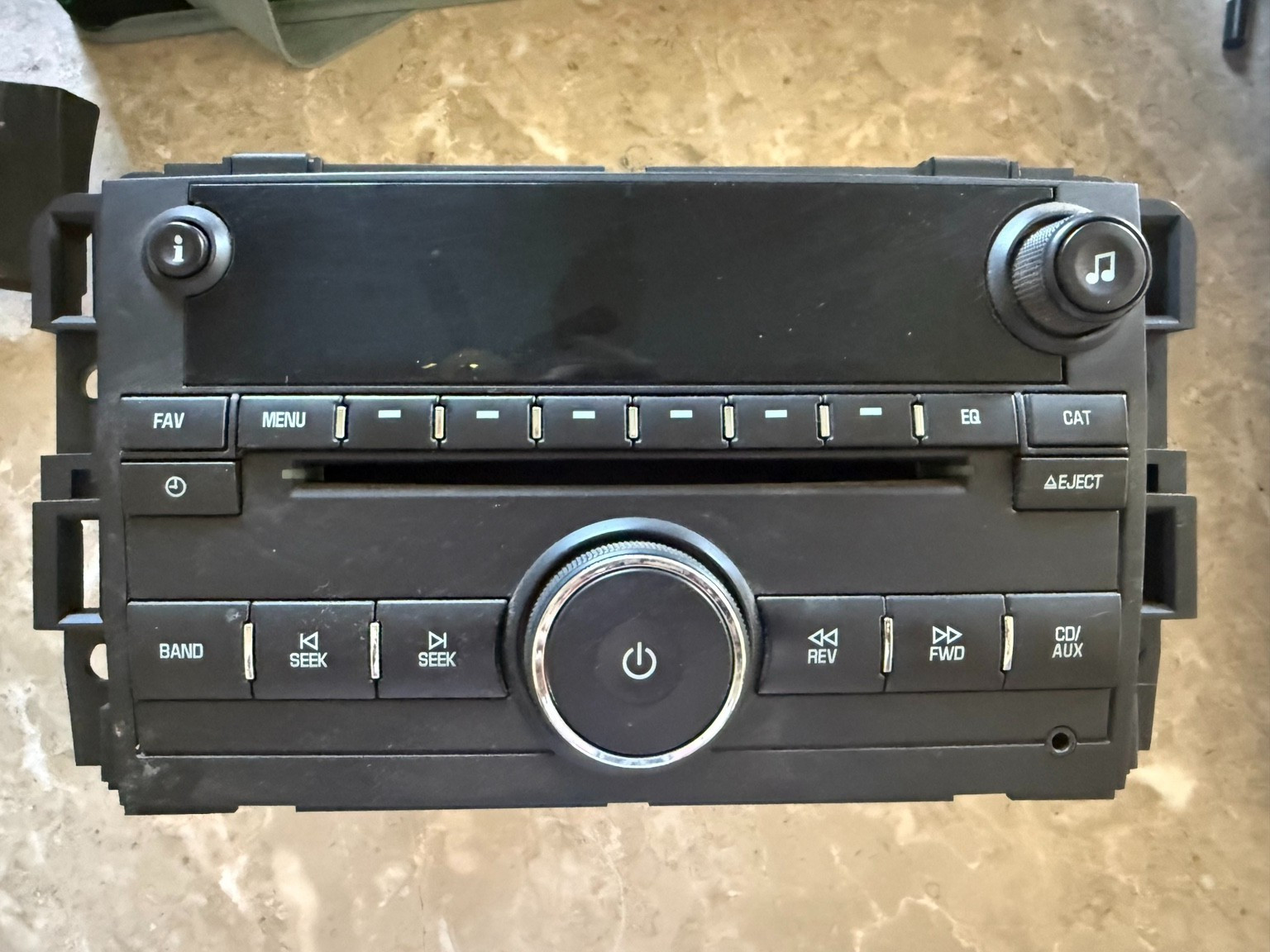 07-13 Silverado Sierra AM FM CD Radio Receiver OEM 25941137 Tested
