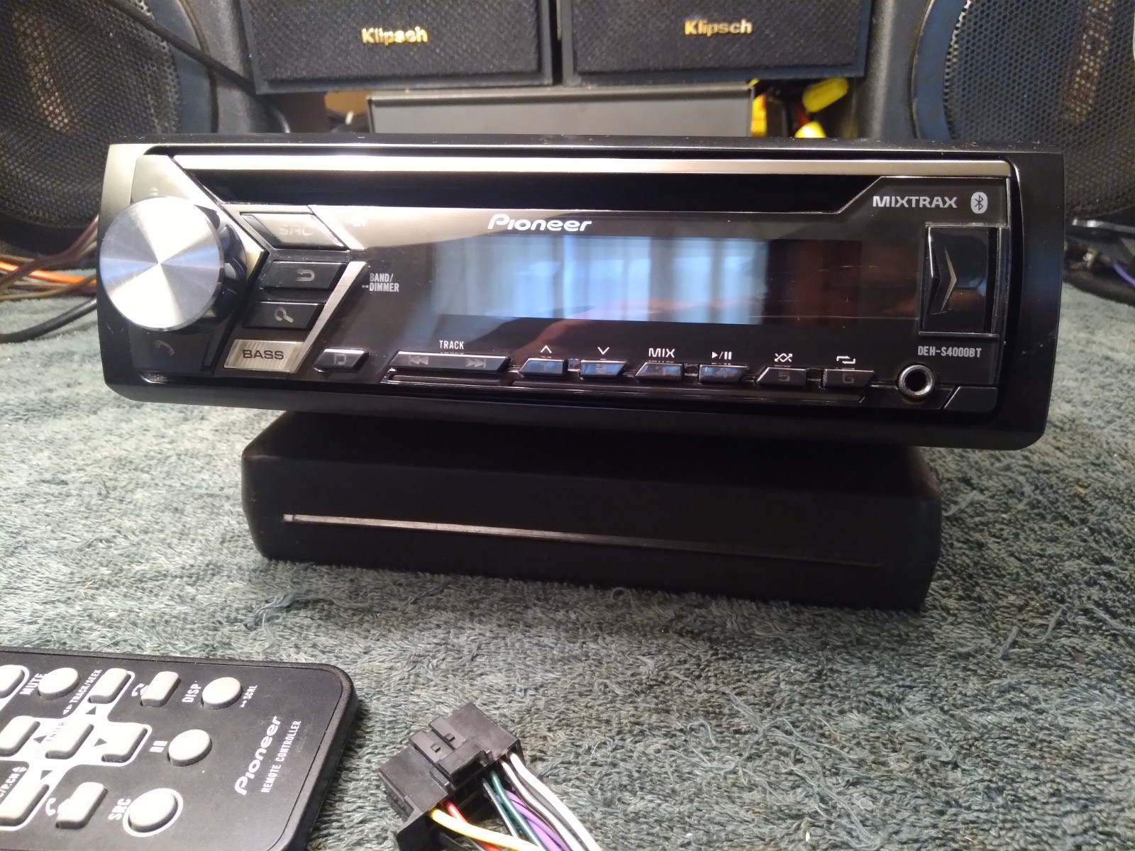 Pioneer DEH-S4000BT, Bluetooth CD /MP3/ USB, Receiver, 200 watts,