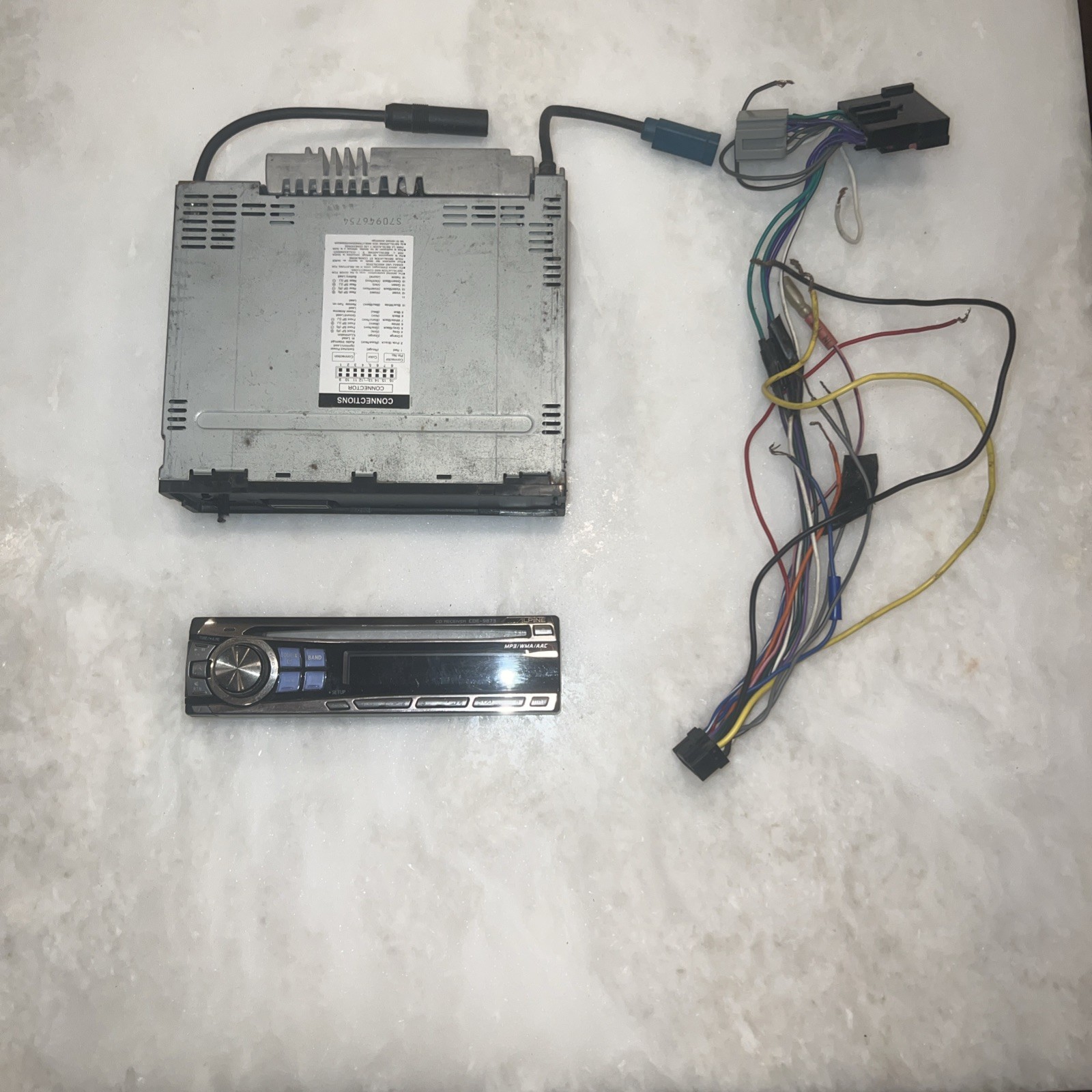 Alpine Car Stereo In Dash Head Unit CDE-9873 Old School Working CD Player!