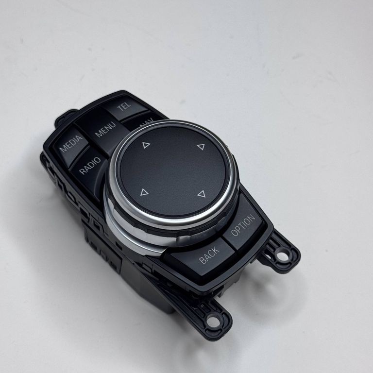 BMW 5 F10 F11 2015 Radio / CD Player / DVD Player / Navigation 9351670 HBE433