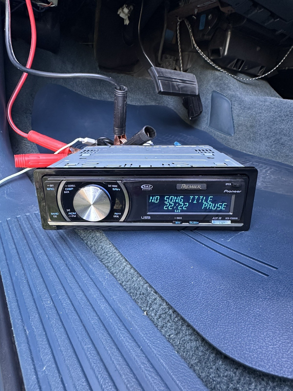 Old School Pioneer Premier DEH-P500UB Tested Working w/ Harness & AUX