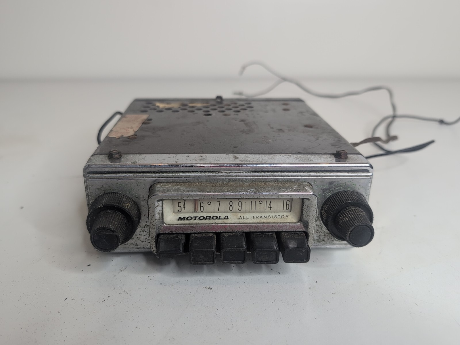 Vintage 1960’s Motorola All Transistor Car Radio Auto 520T