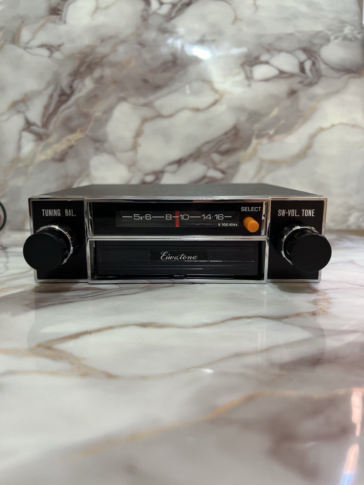 Vintage Eiwatone IRK-603A 8 Track Car Stereo Player Radio * Excellent Working *