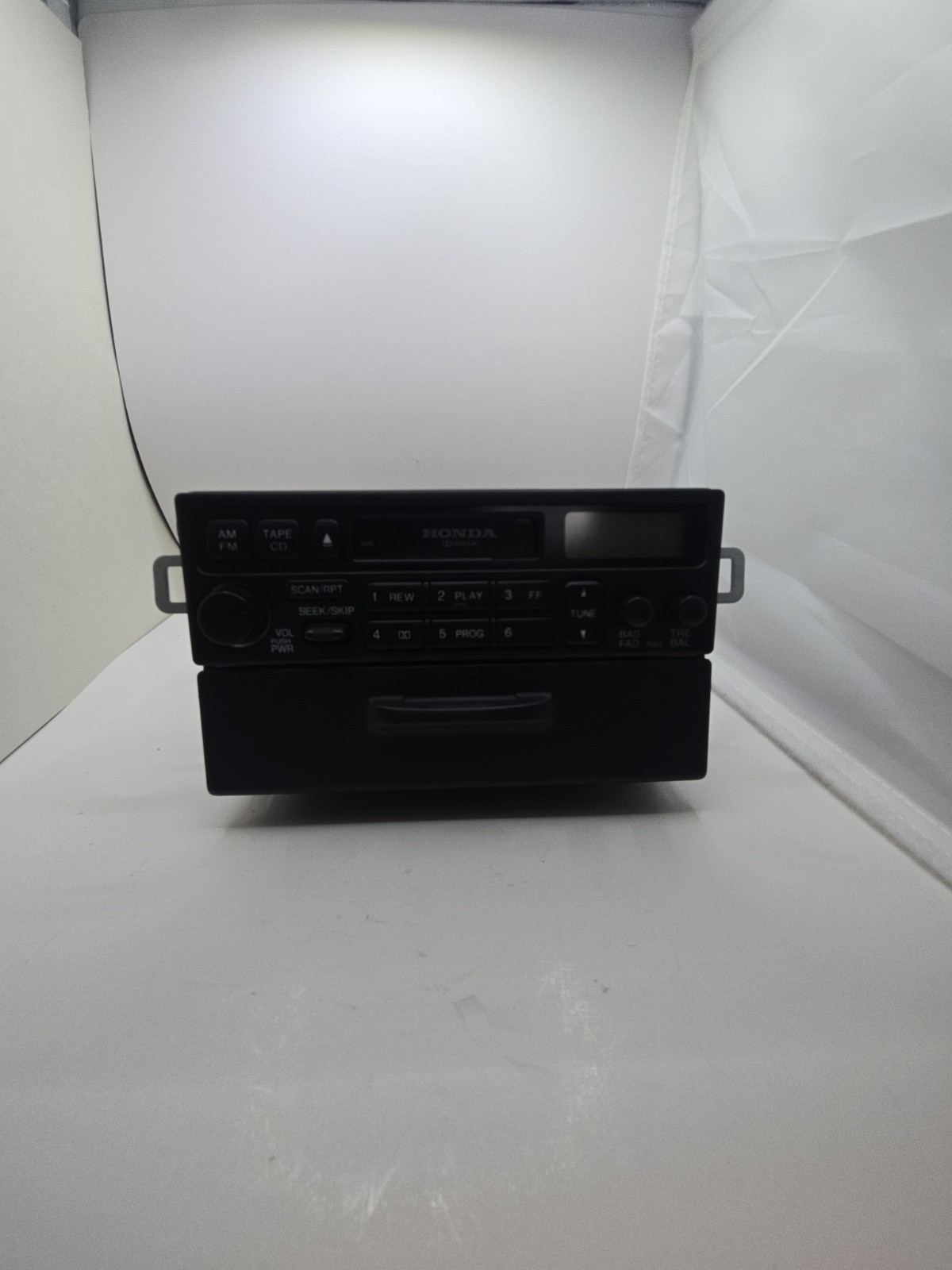 AM FM Radio Cassette for 1998-2002 Honda Accord 39100-S84-A0 with Pocket .