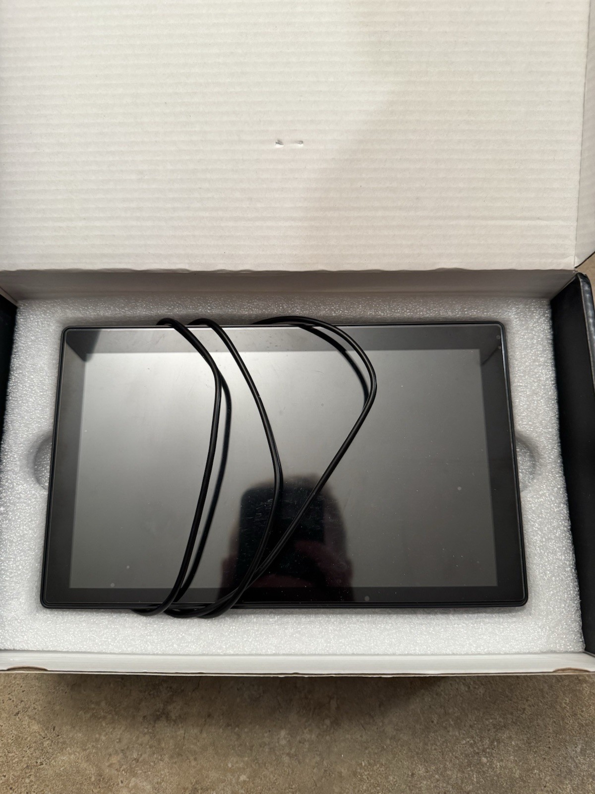 On-Board Smart PND Wireless Car Play Screen Apple Car Play Android Auto.