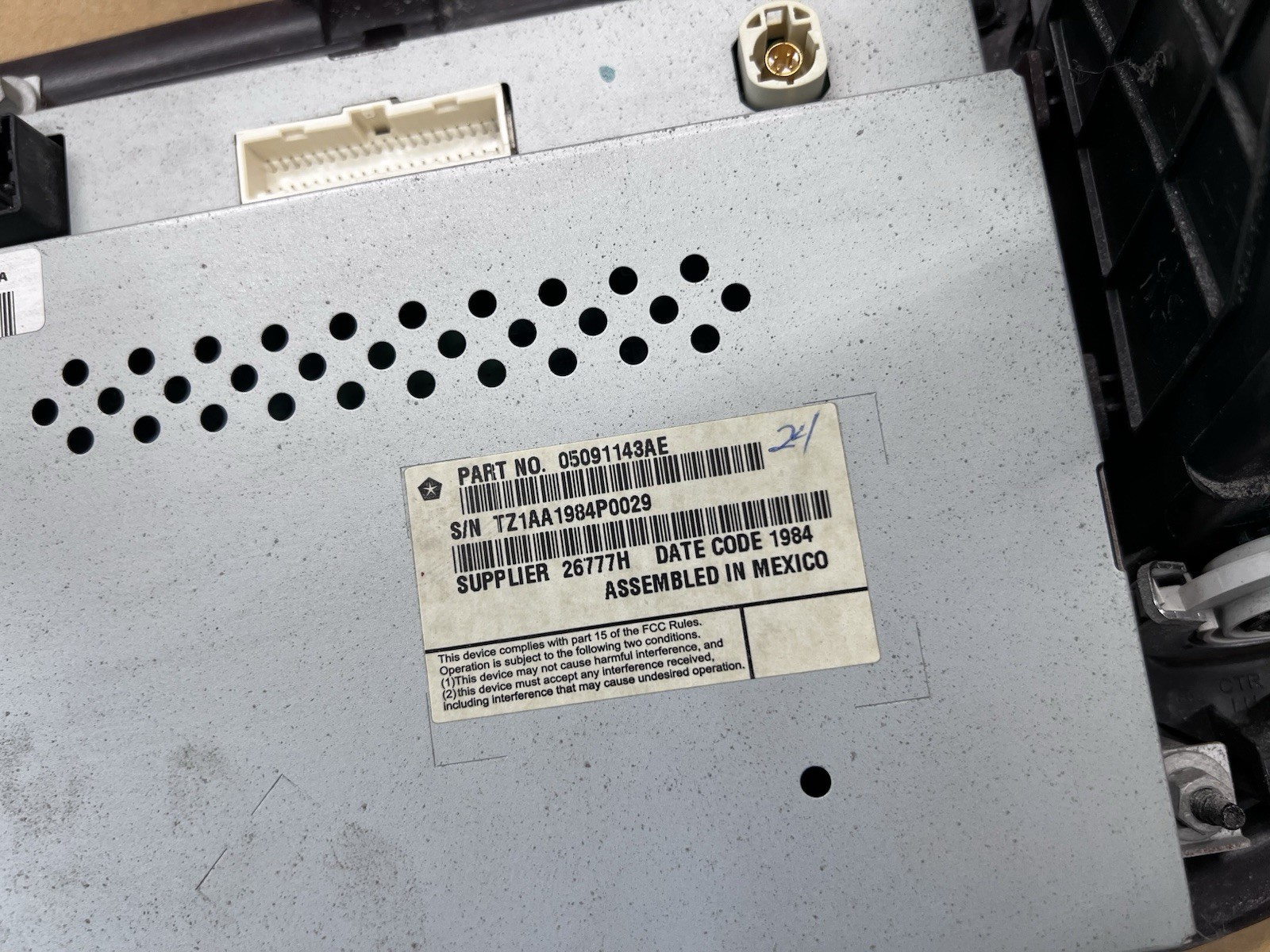 2014-2016 DODGE DART Uconnect Radio Multi Media Player 05091143AE