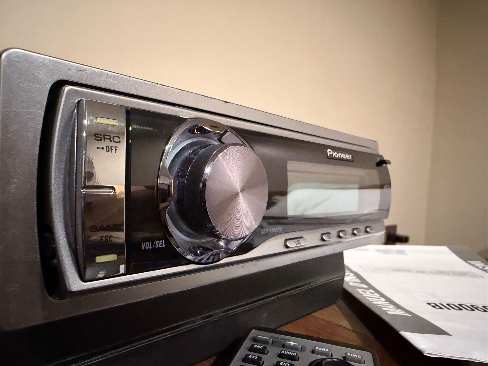 RARE PIONEER DEH-P5900IB Old School CD Player BLUETOOTH adapter REMOTE Graphics!