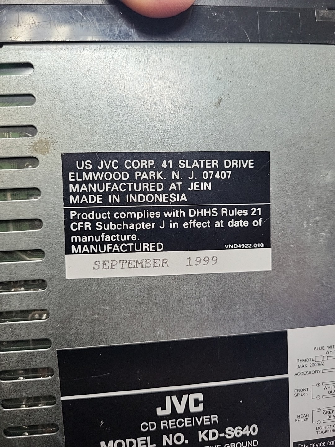 JVC KD-S640 CD Player In Dash Receiver with Removable Face (1999)