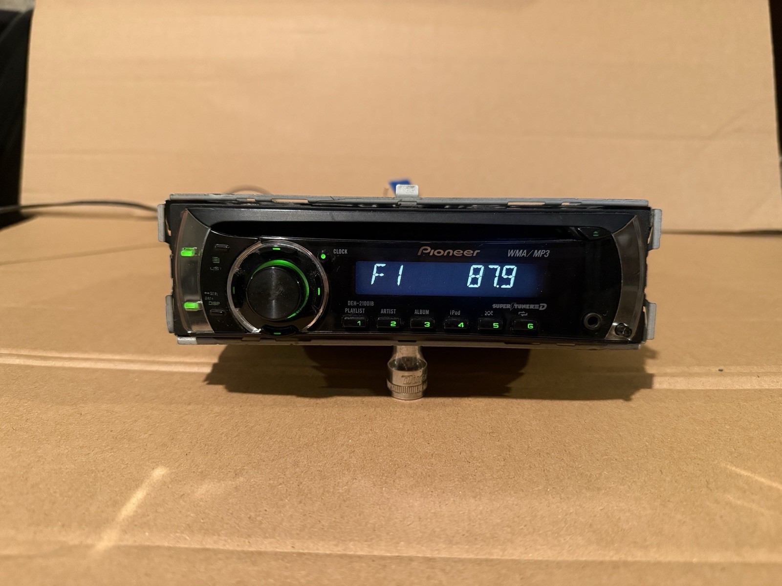 Pioneer DEH-2100IB Car Stereo CD/WMA/MP3/AM/FM Radio With Detachable Faceplate