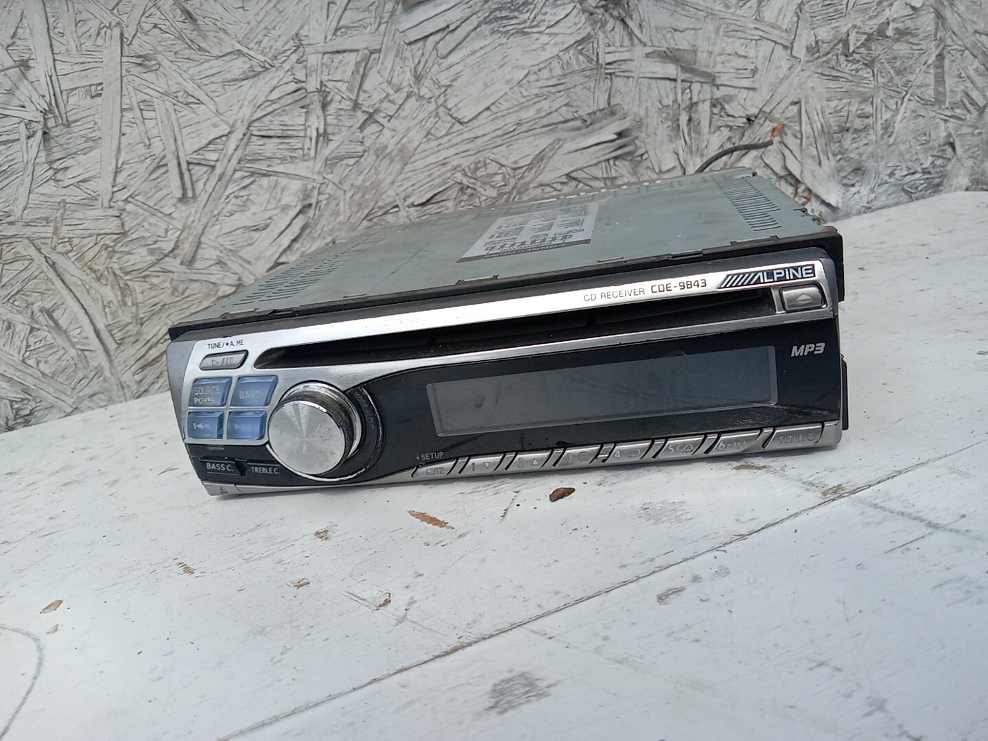 Alpine CDE-9843 CD Player In Dash Receiver