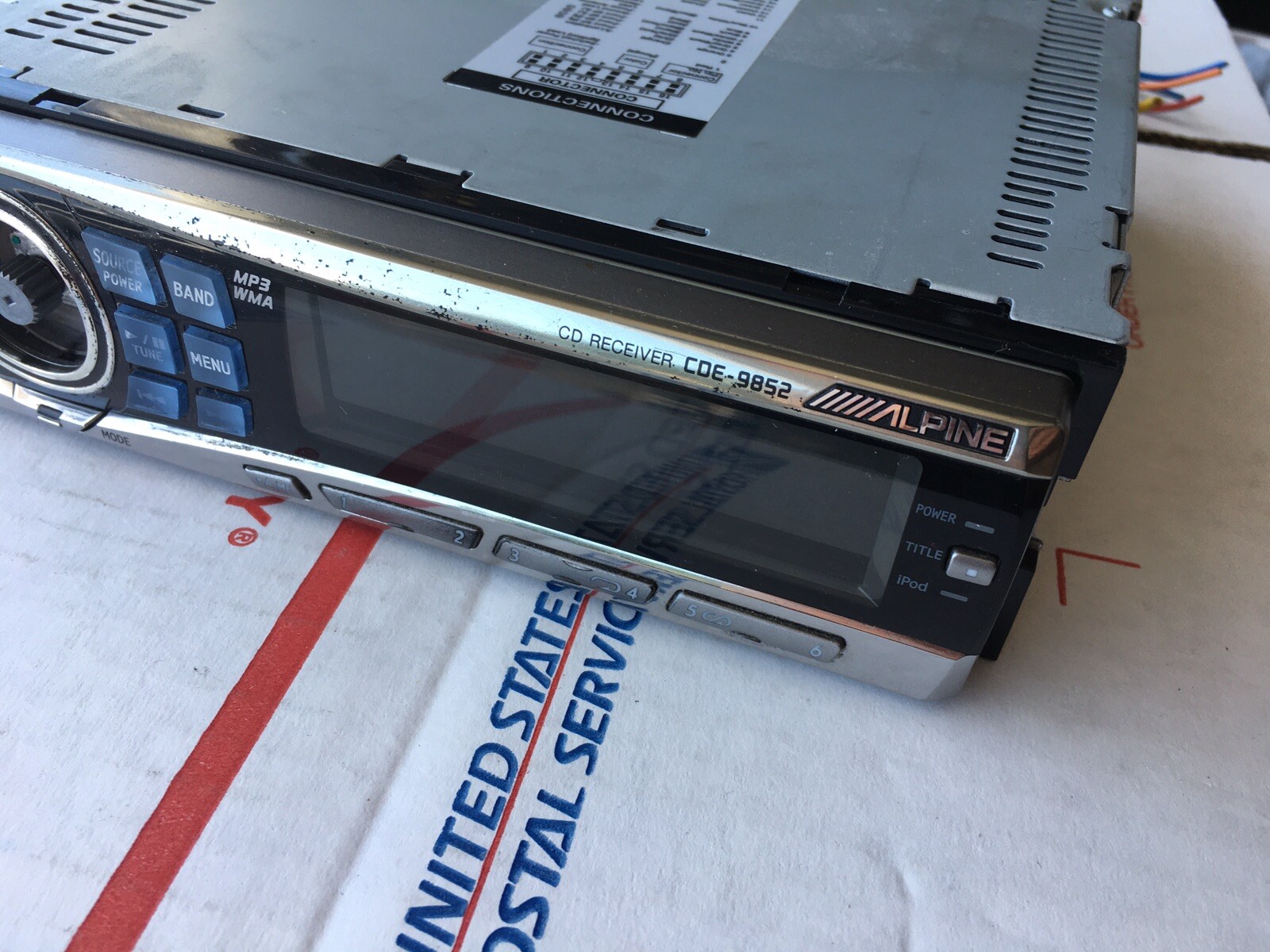 Alpine CDE-9852 CD player MP3/WMA playback Old School AM/FM Radio Stereo