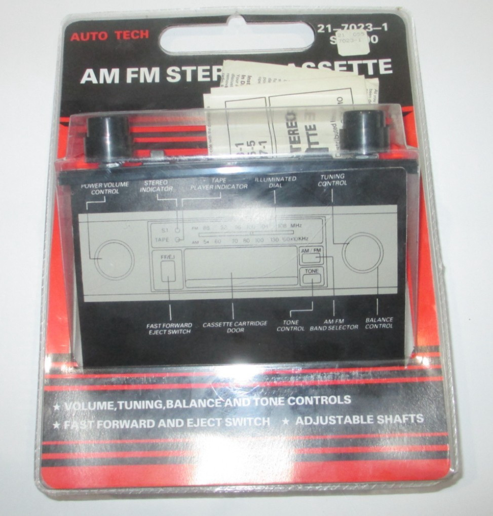 Vtg AUTO TECH AM FM Stereo Cassette In-Dash Player 21-7023-1 S-5000 NOS C67