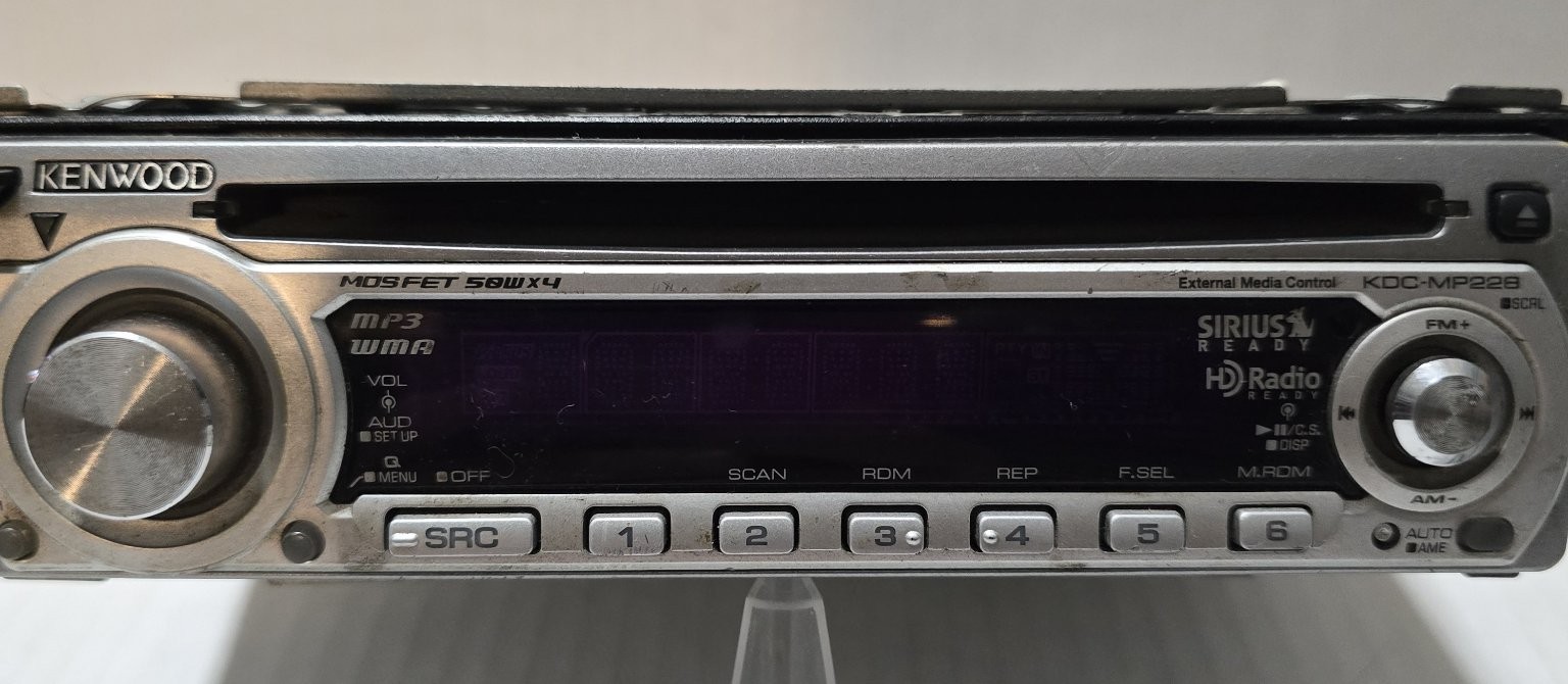 Kenwood KDC-MP228 Car CD MP3 Player Receiver 50Wx4 MOSFET Sirius HD Ready
