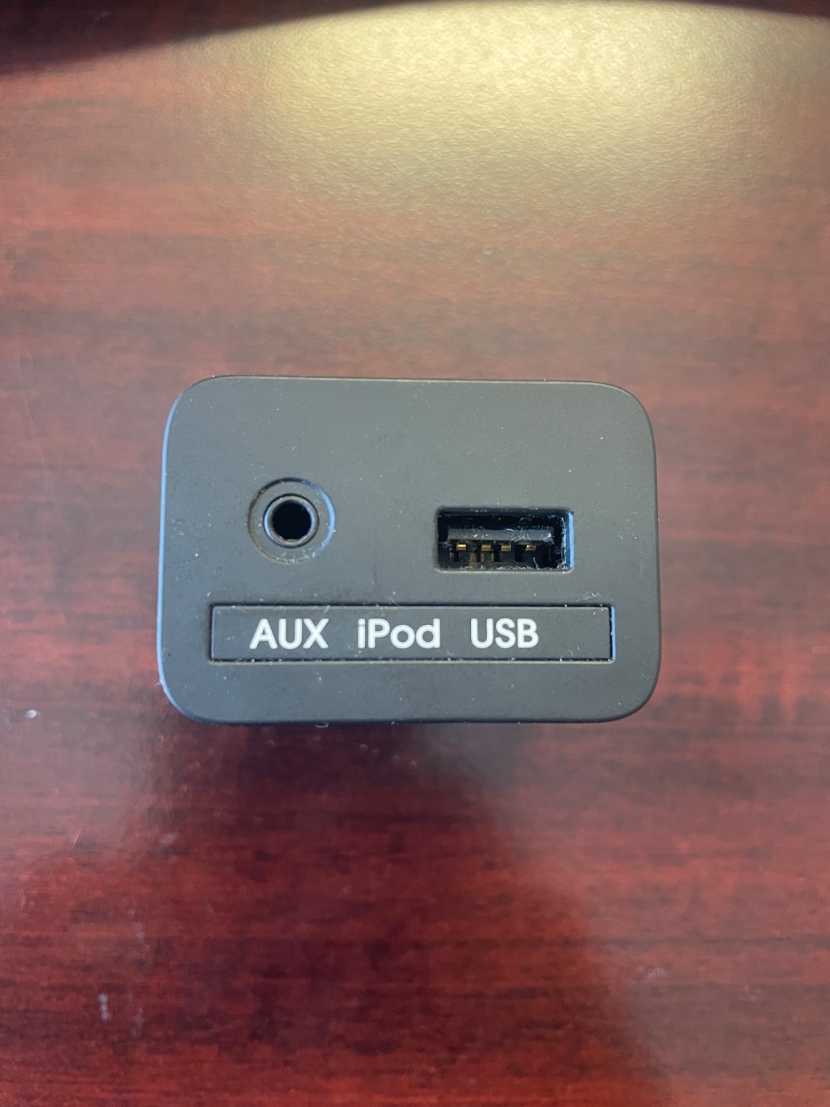 2010-2013 Kia Forte Koup Auxiliary Aux In USB iPod Media Port 84620-1M090 OEM