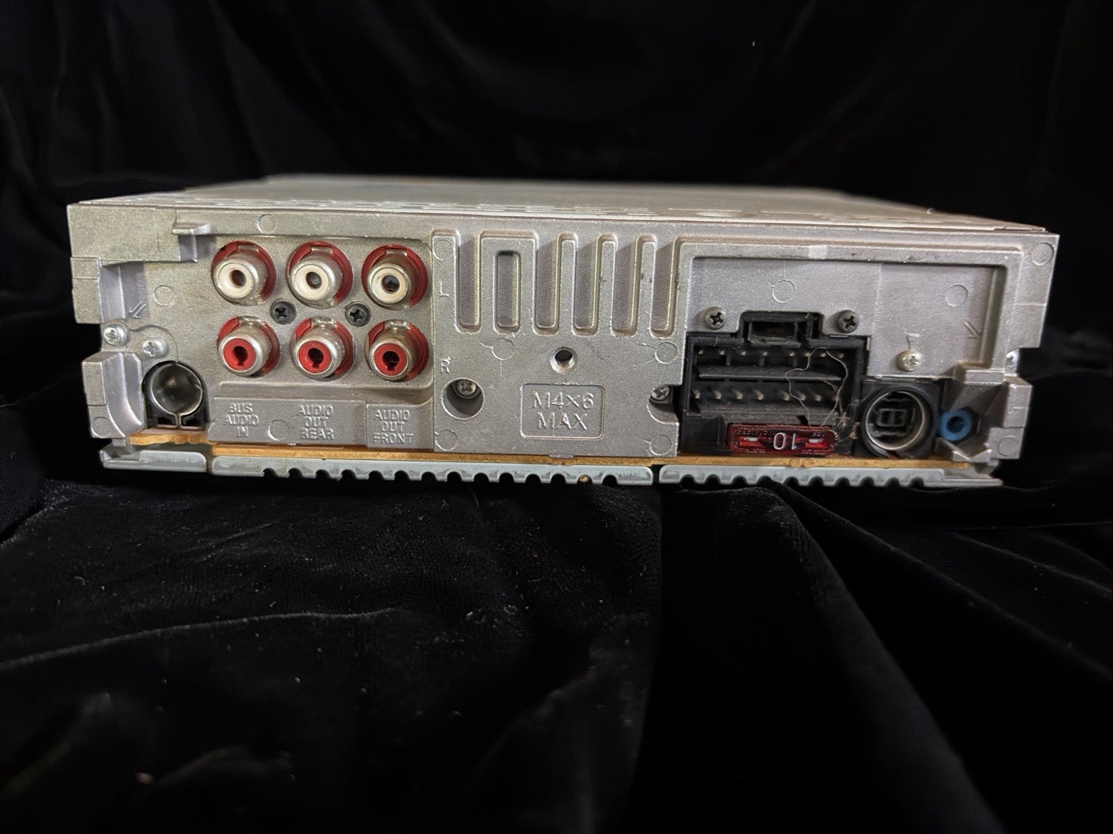 Sony CDX-GT300 CD Player In Dash Receiver