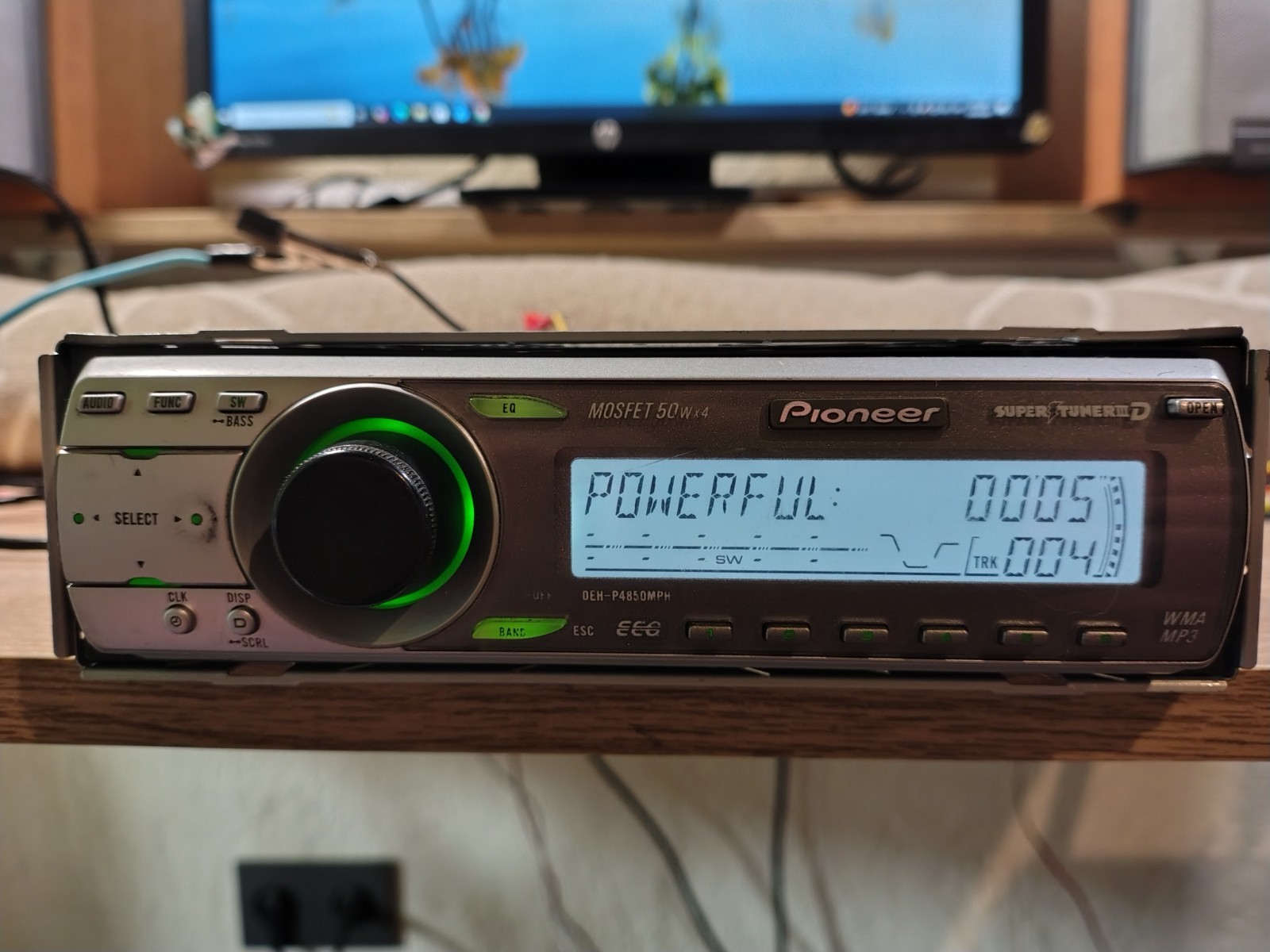 Pioneer DEH P4850MPH Car Stereo CD Receiver Fully Working Great Shape