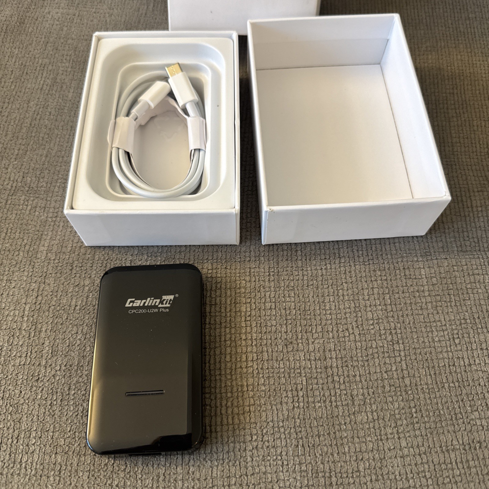 Carlin Kit CPC200-U2W-Plus Black Wireless Car Interconnection Module