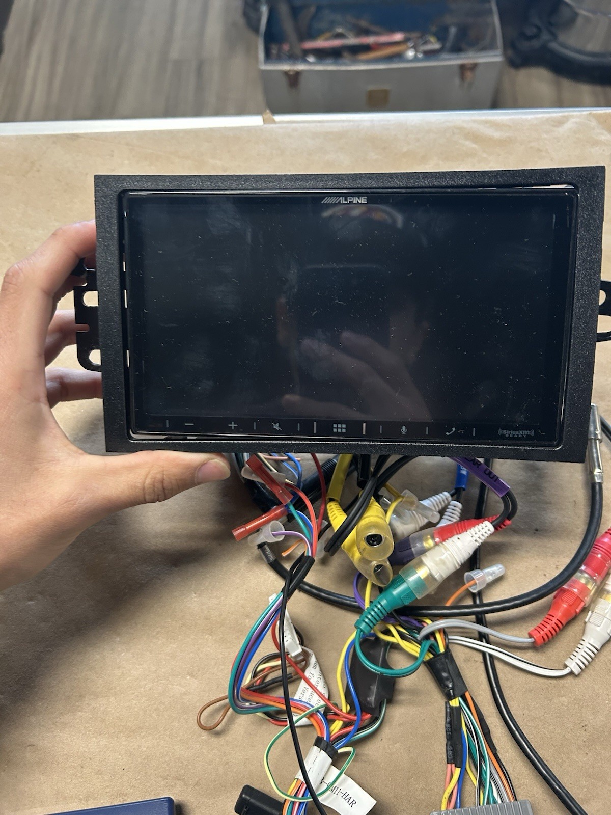 Alpine iLX-W650 Touchscreen Digital Multimedia Receiver