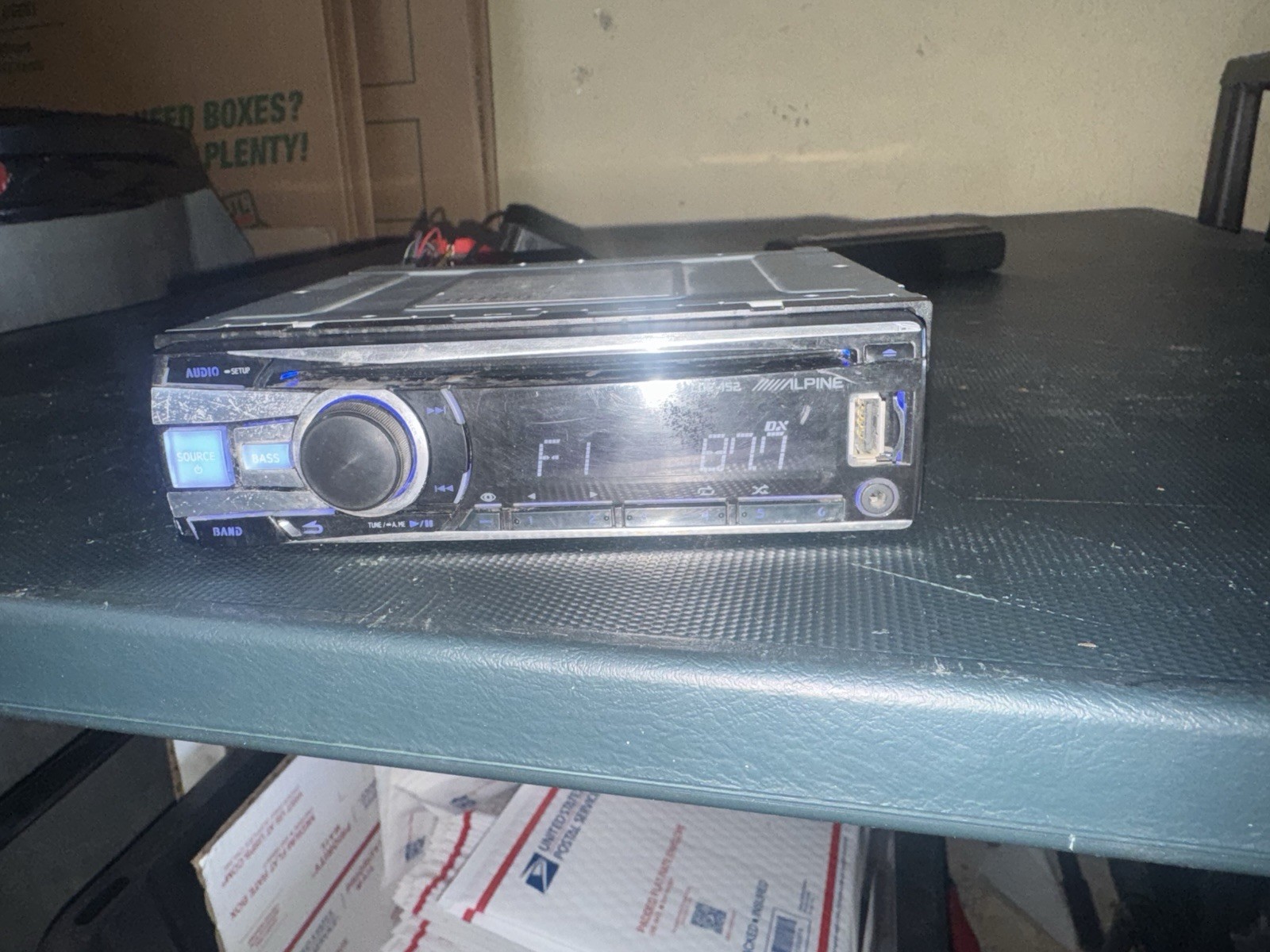 🏅AlpineCDE-152 am/fm Mp3 WMA CD usb aux input car stereo receiver