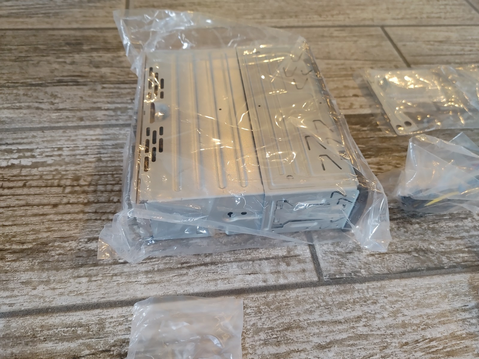 Alpine CDE-172BT CD Receiver With Built in Bluetooth