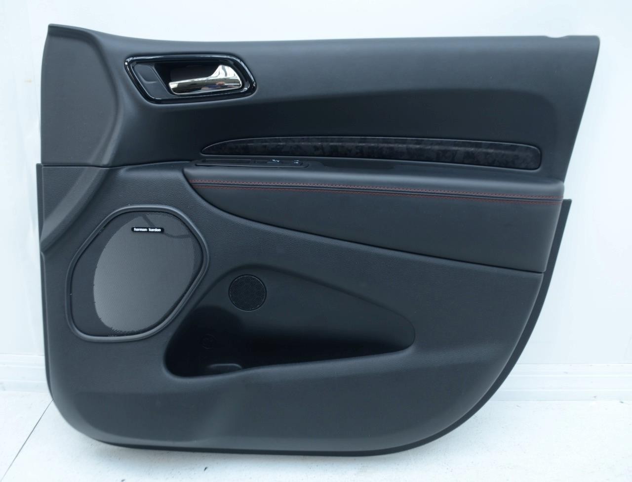 2021 – 2025 DODGE DURANGO RT 392 OEM BLACK LEATHER TRIM DOOR PANELS BLACK CARBON