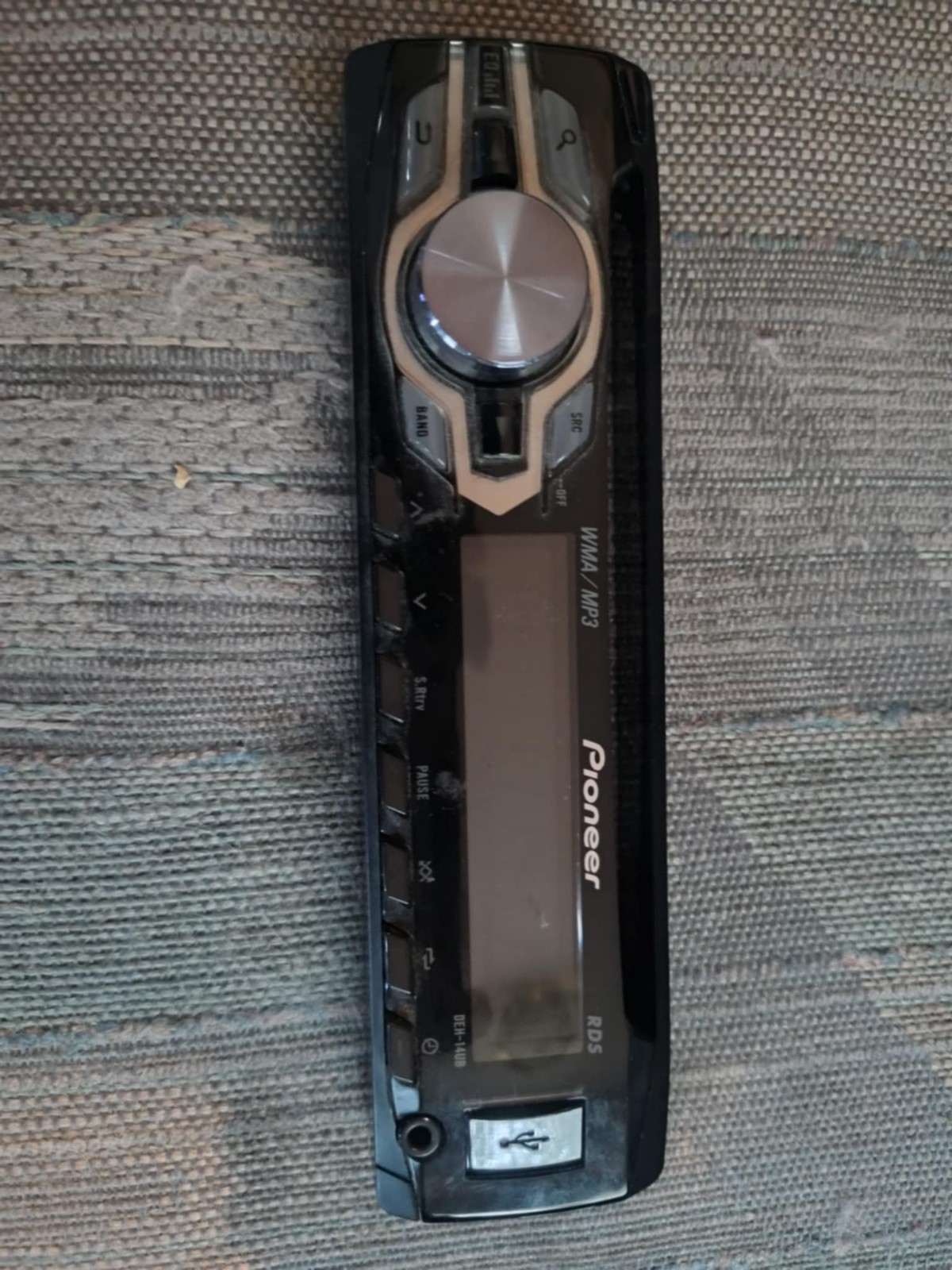 Pioneer DEH-14UB Car Stereo CD Receiver OEM Faceplate SingleDin USB /AUX Input