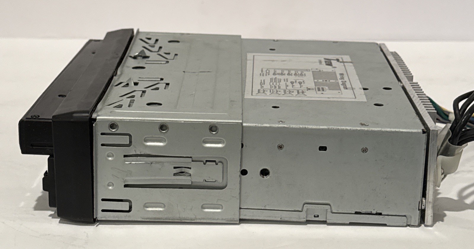 Tview D7905B-D In Car Dash 7′ Multimedia Player MP4/VCD/MP3/Radio Untested