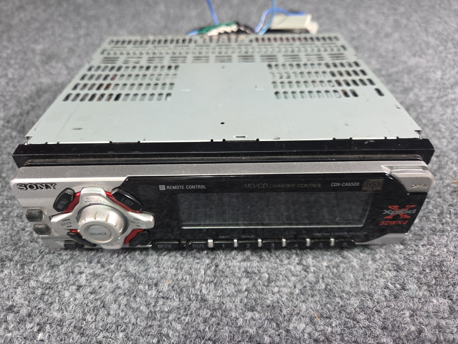 Sony Xplod CDX-CA650X Car Stereo Receiver 52W x 4 Detachable Face AM/FM Untested