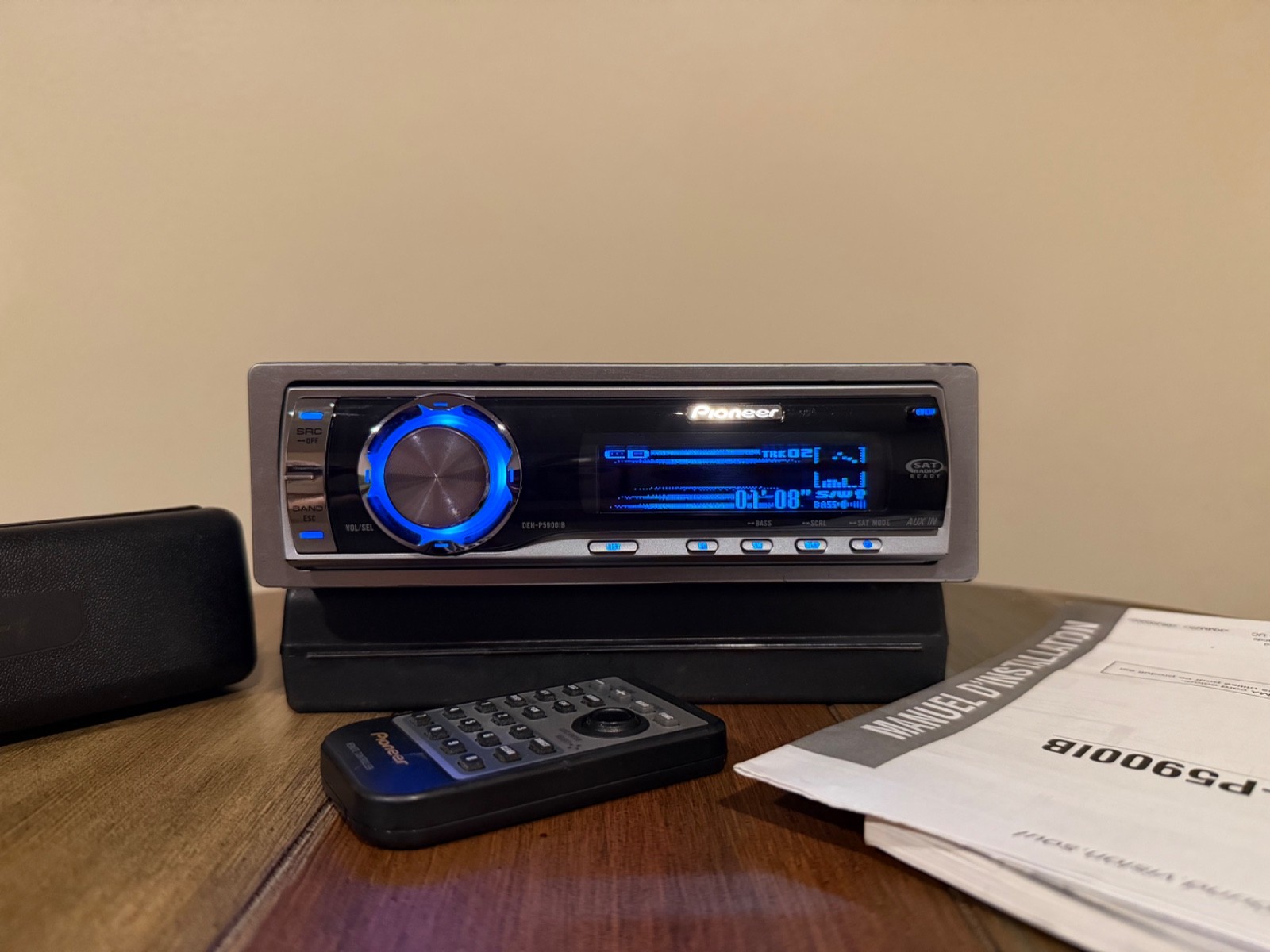 RARE PIONEER DEH-P5900IB Old School CD Player BLUETOOTH adapter REMOTE Graphics!