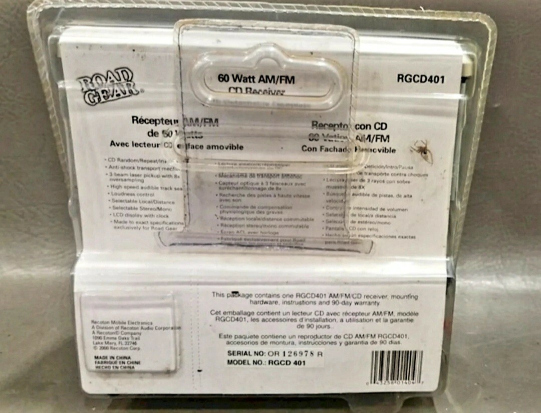 NEW SEALED Road Gear 60 Watt AM/FM CD Receiver Detachable Faceplate RGCD401