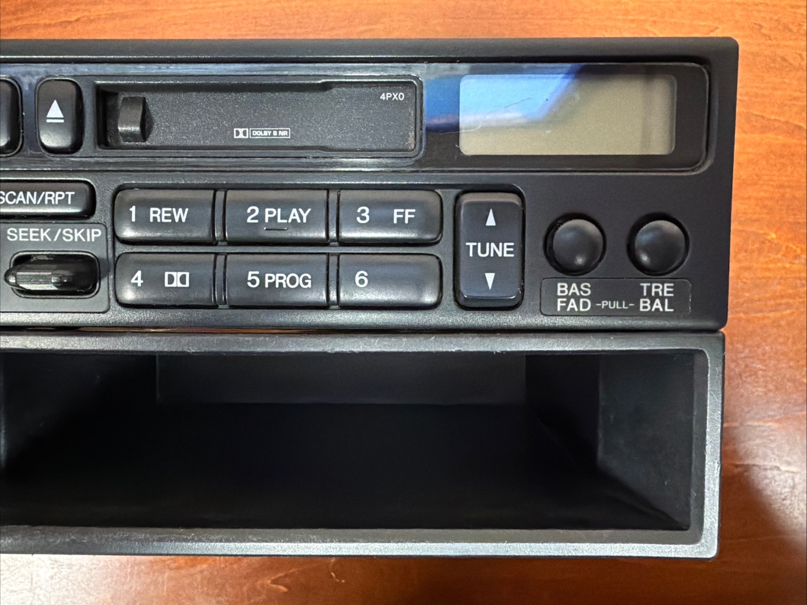 1999-2004 Honda Odyssey AM FM cassette radio 39100-S0X-A110-M1 OEM 4PX0 w/pocket